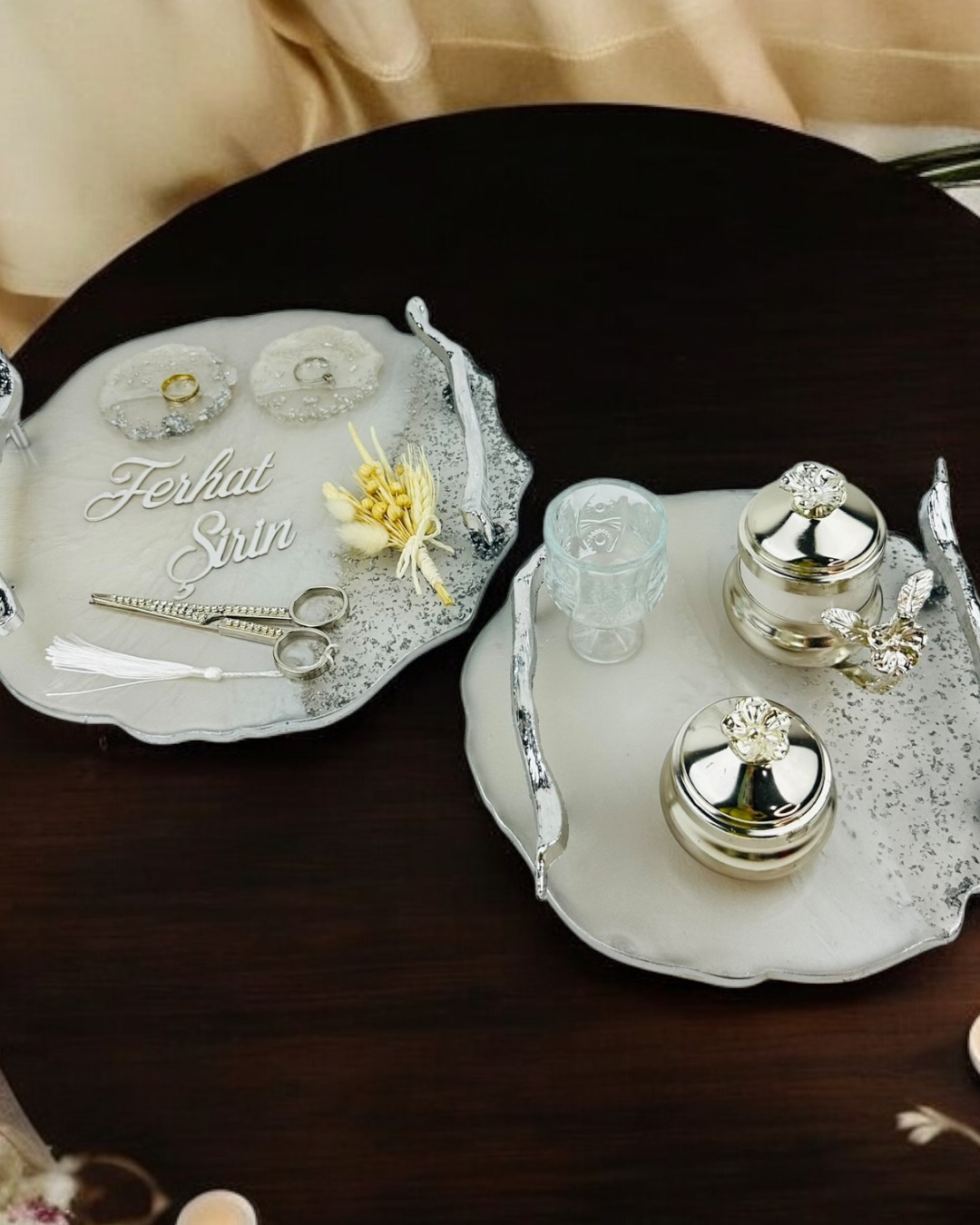 Cyzhome  Enchant Gümüş Polyester Söz Tepsisi Ve Damat Kahve Fincan Tepsis