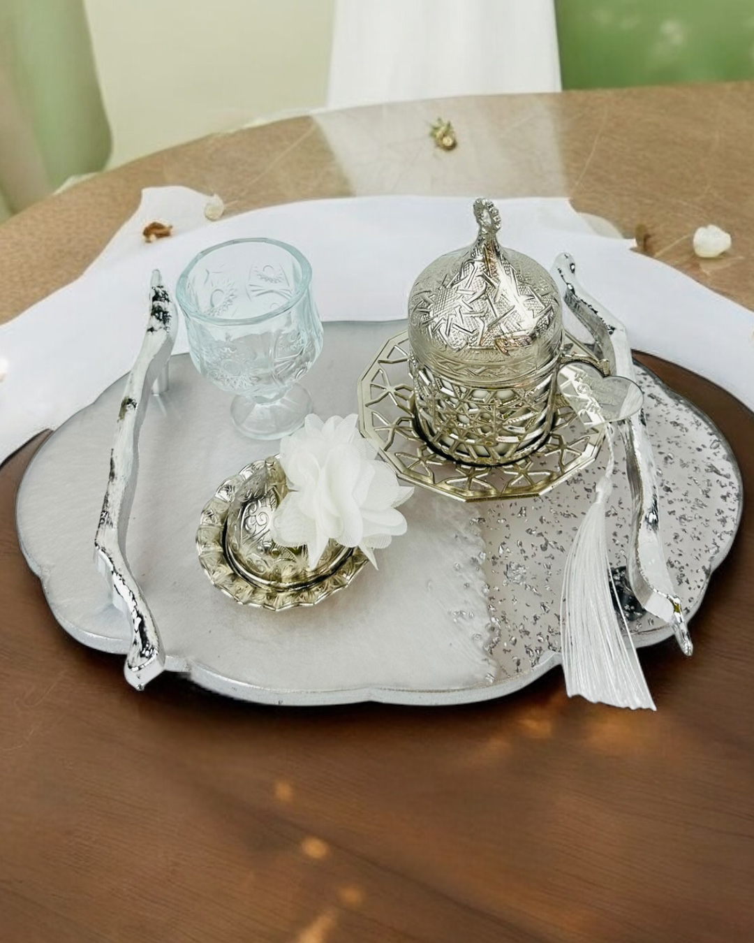 Cyzhome  Enchant Gümüş Polyester Söz Tepsisi Ve Damat Kahve Fincan Tepsis