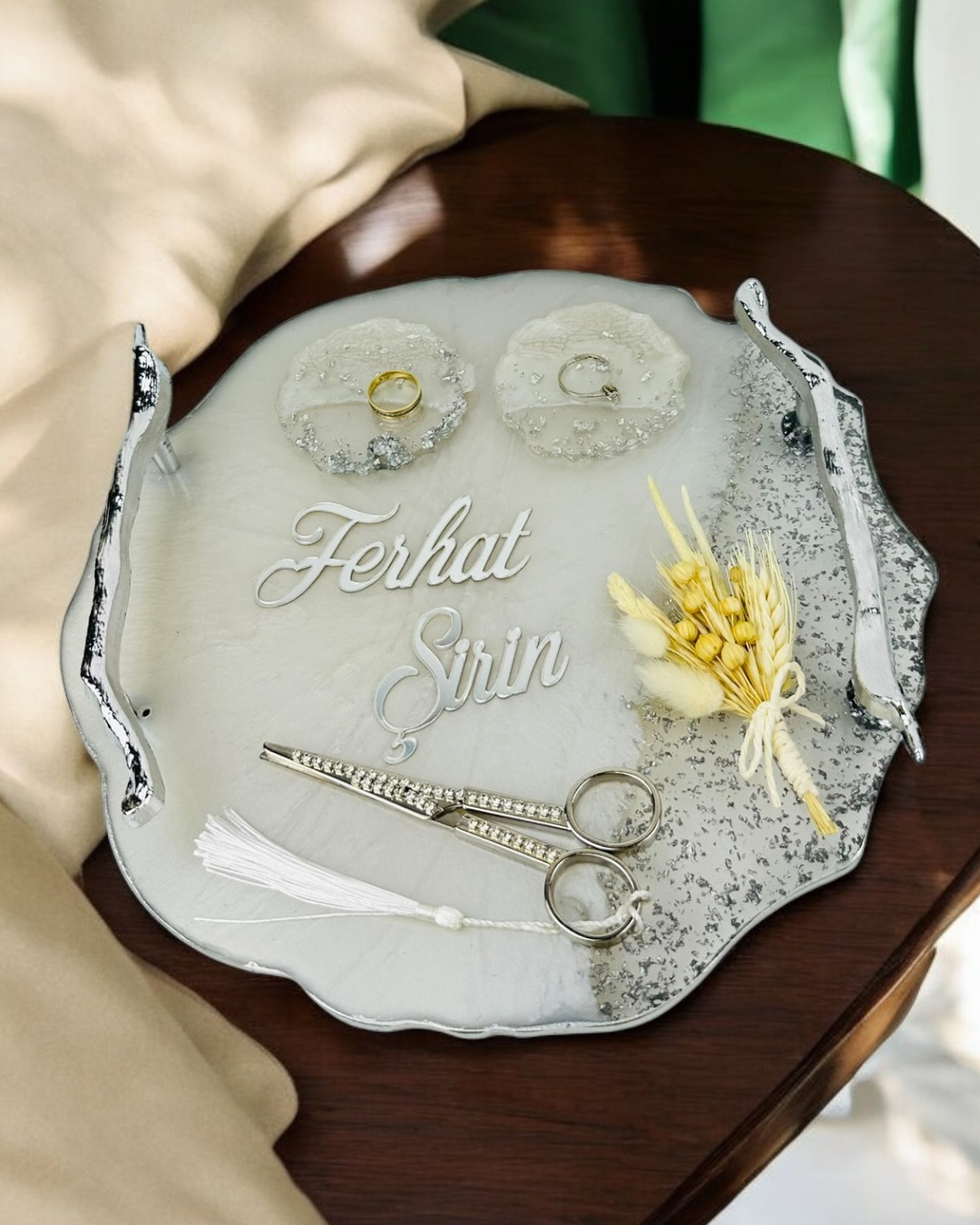 Enchant Gümüş Polyester Söz Tepsisi