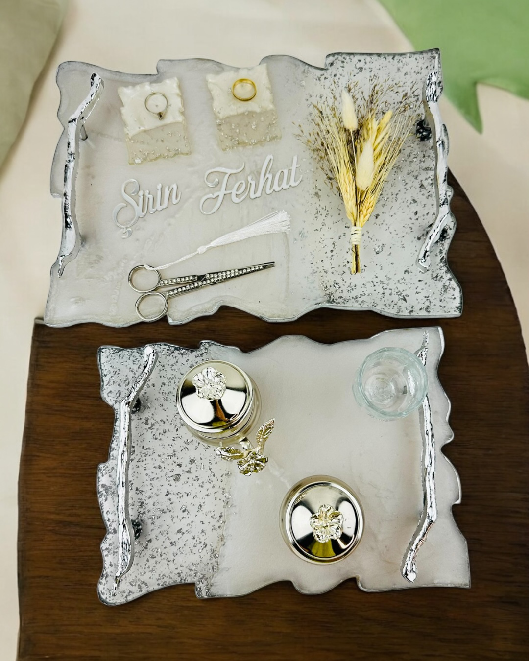 Cyzhome  Enchant Gümüş Polyester Söz Tepsisi Ve Damat Kahve Fincan Tepsis