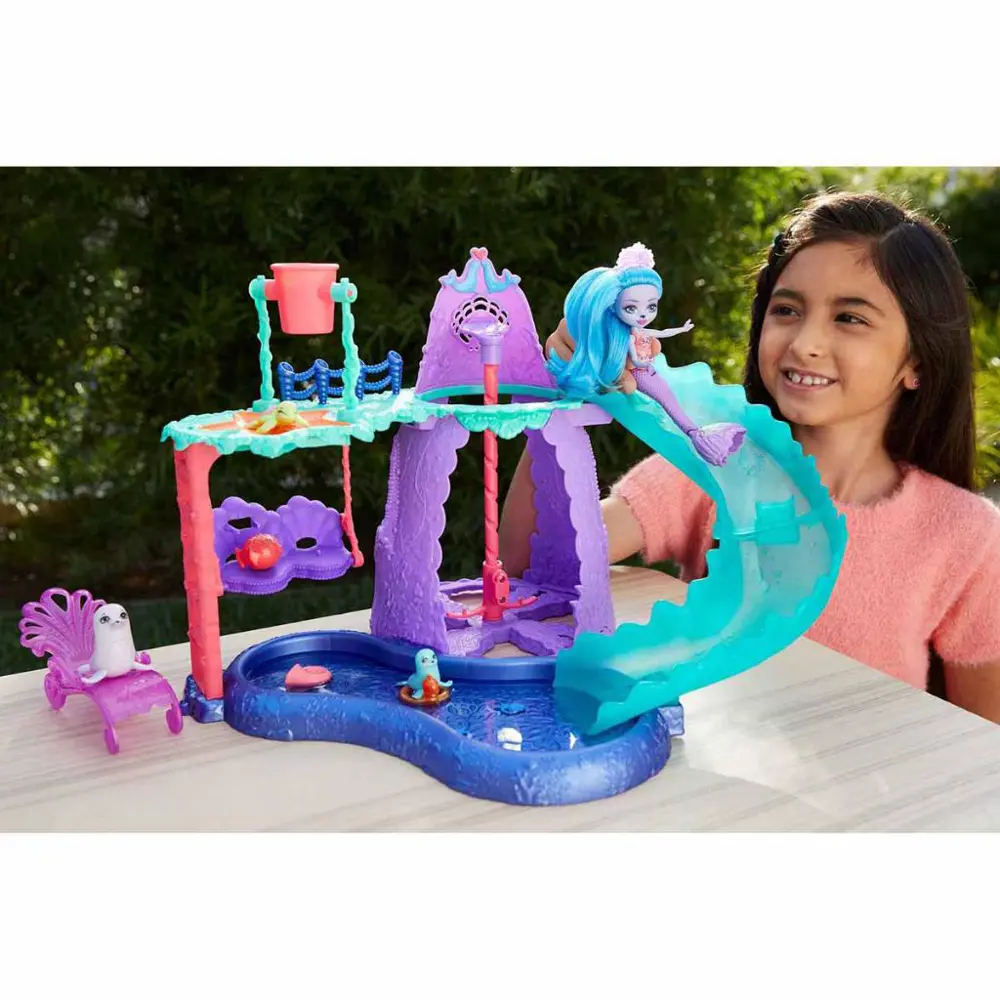 Enchantimals Görkemli Okyanus Krallığı Eğlenceli Su Parkı HCG03