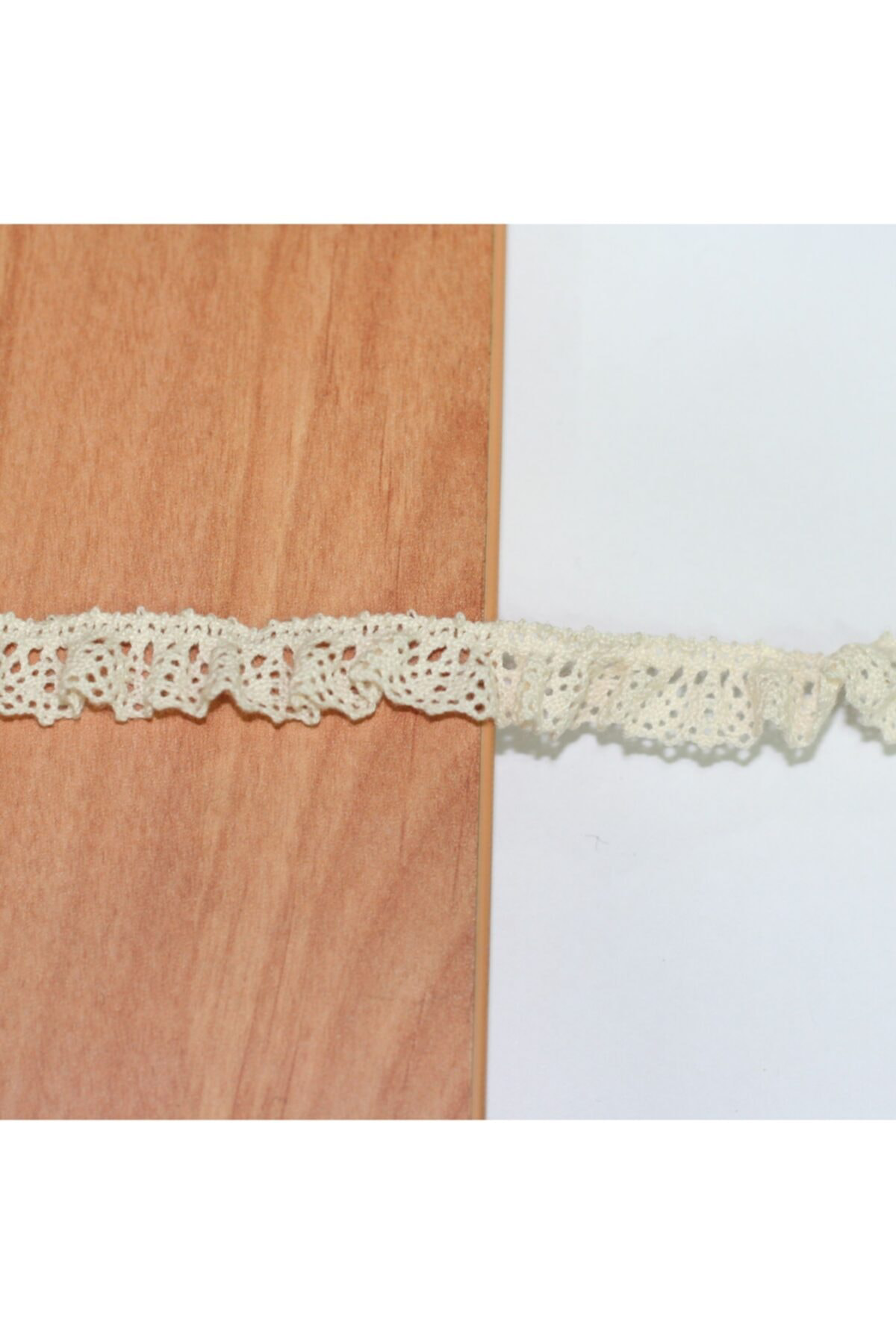 Tuhafiyecimiz Eninde Pamuklu Lastikli Dantel 18Mm