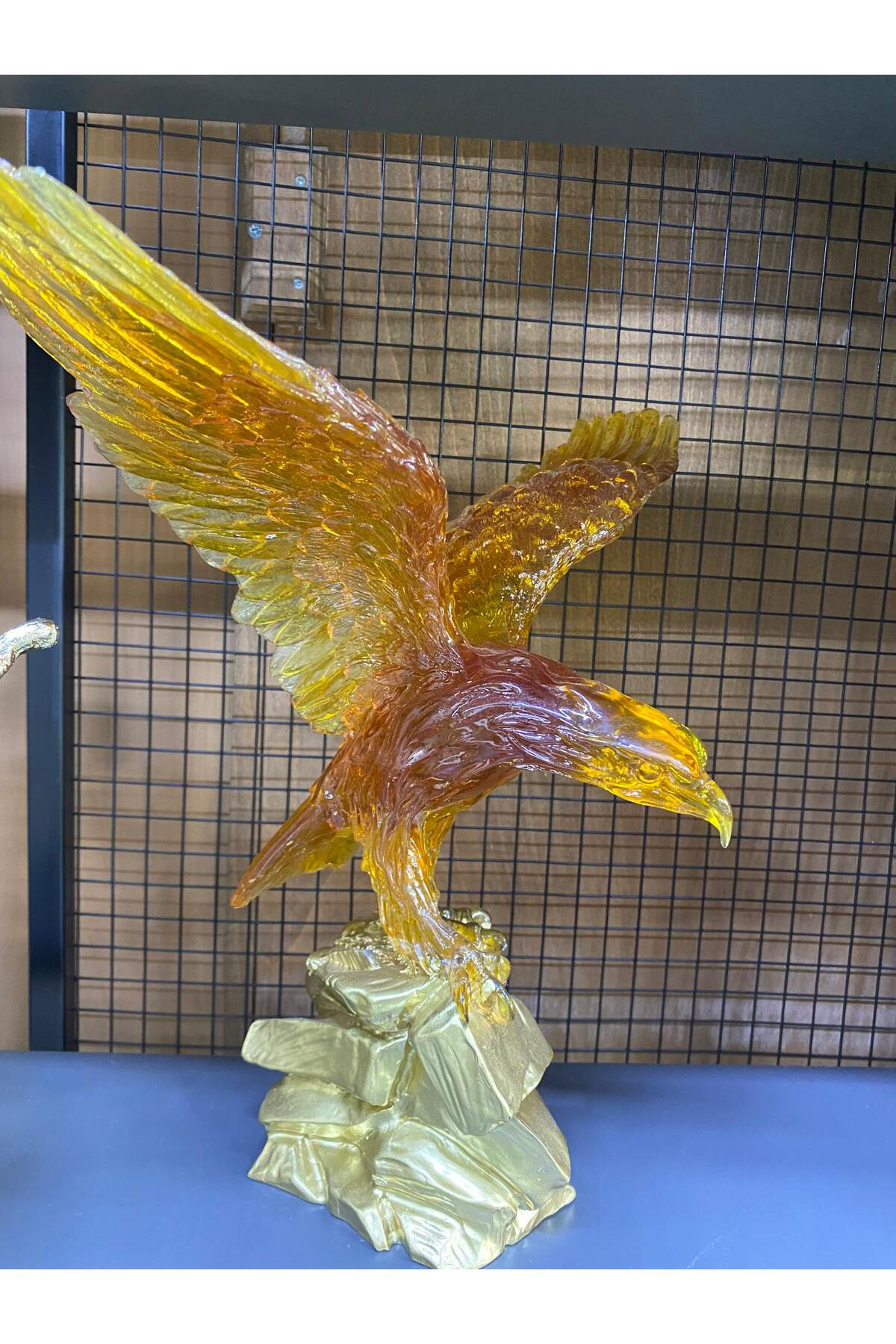 Elif Aksesuar Epoksi Malzemeden Kayalıkta Dekoratif Kartal