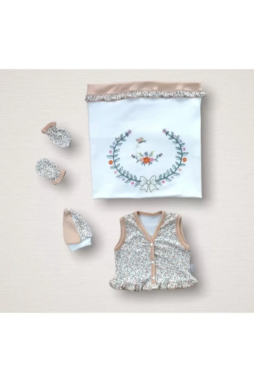 Erguvan Taç Nakışlı Kız Bebek 10lu Zıbın Takımı Hastane Çıkışı Tu