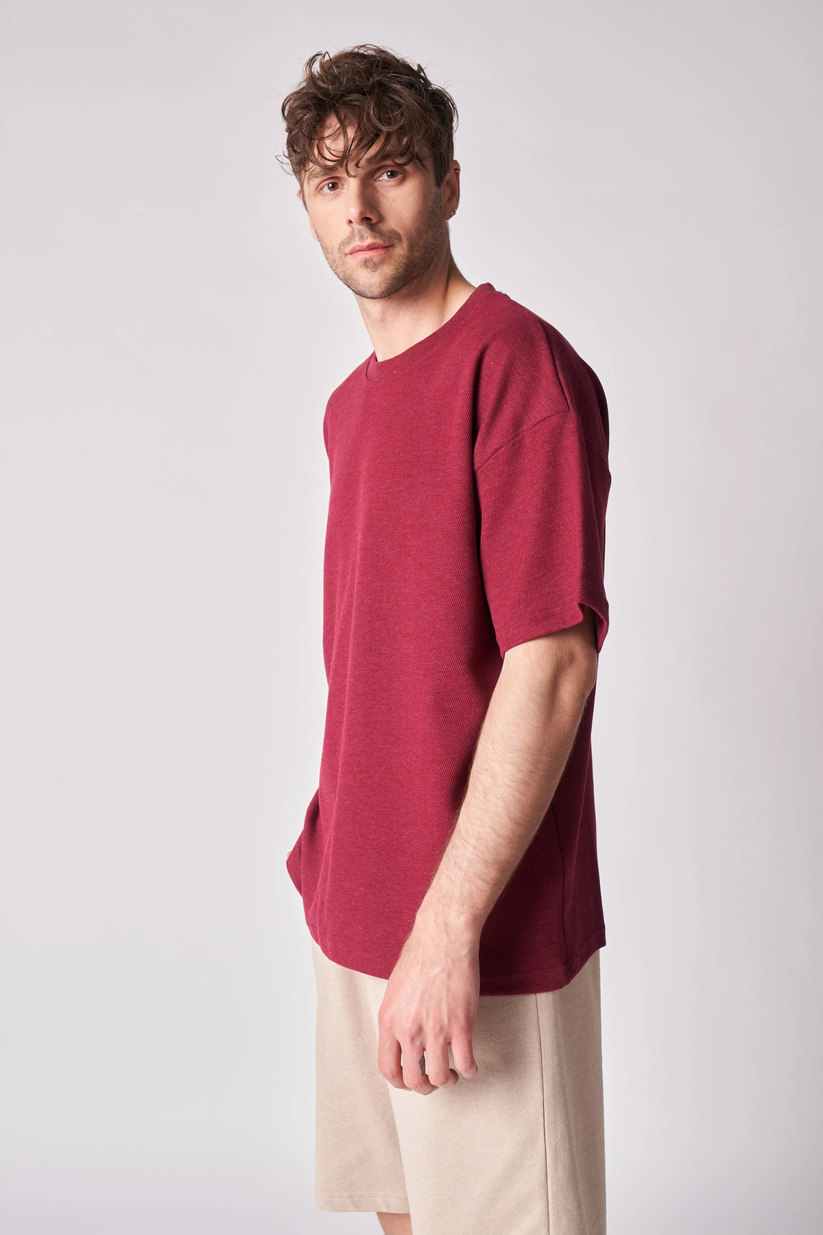 Erkek Bisiklet Yaka Kısa Kollu Dokulu Oversize Fit Basic Tişört B