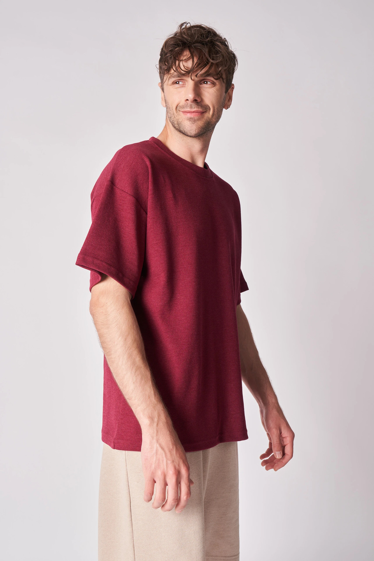 Erkek Bisiklet Yaka Kısa Kollu Dokulu Oversize Fit Basic Tişört B