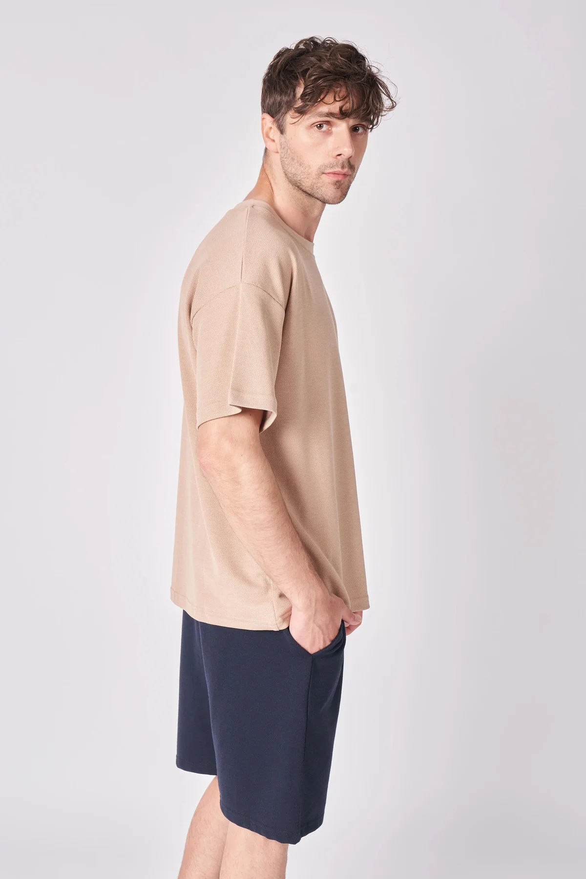 Erkek Bisiklet Yaka Kısa Kollu Dokulu Oversize Fit Basic Tişört V