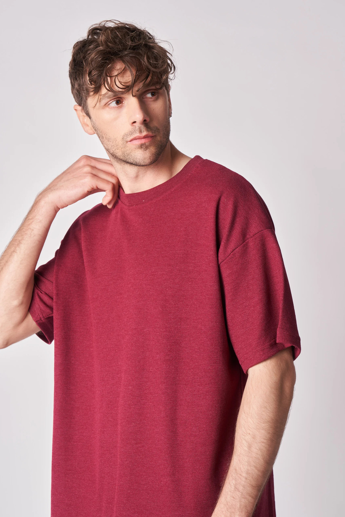 Erkek Bisiklet Yaka Kısa Kollu Dokulu Oversize Fit Basic Tişört B