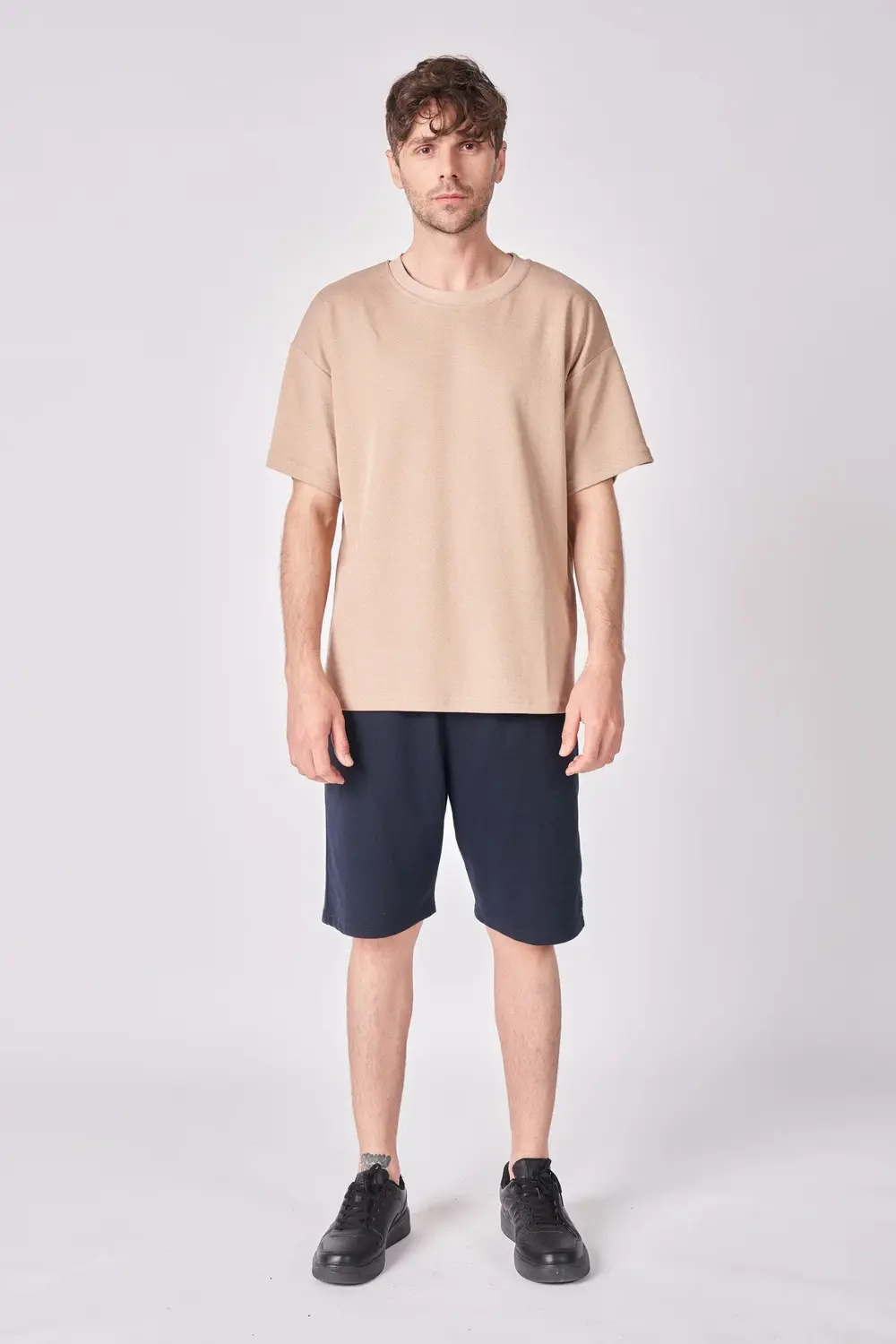 Erkek Bisiklet Yaka Kısa Kollu Dokulu Oversize Fit Basic Tişört V