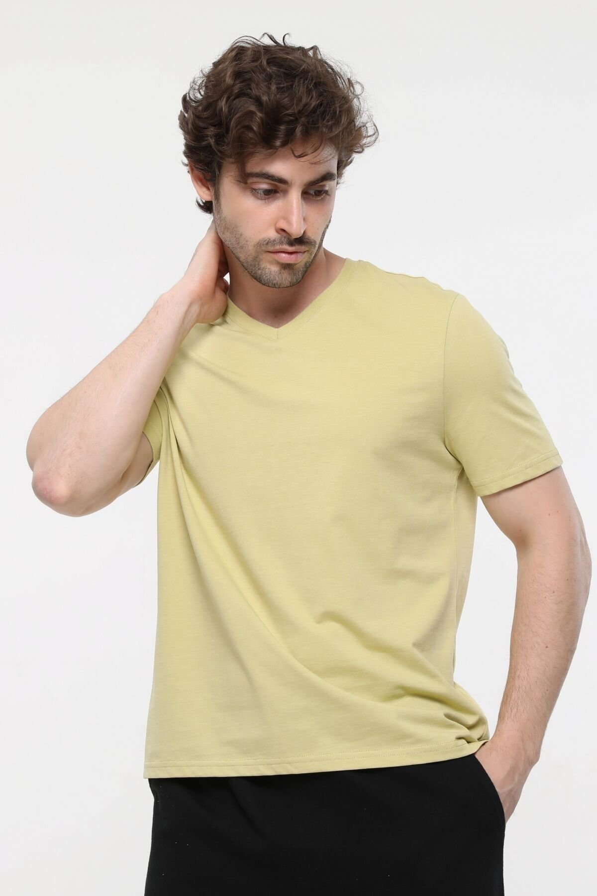 Defys Erkek V Yaka Kisa Kollu Regular Fit Basic Tişört Yeşil