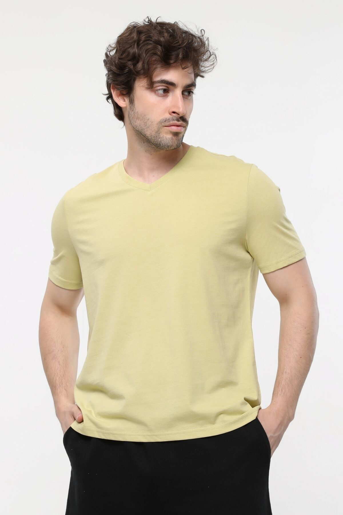 Defys Erkek V Yaka Kisa Kollu Regular Fit Basic Tişört Yeşil