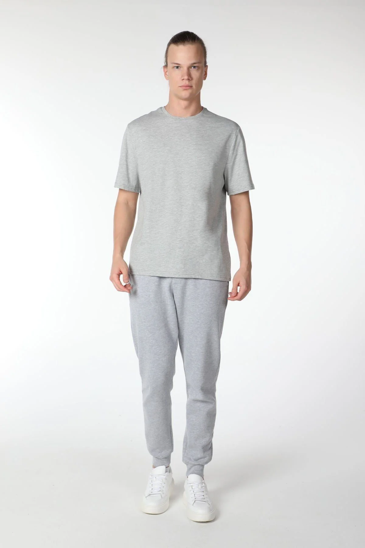 Erkek Bisiklet Yaka Kısa Kollu Regular Fit Basic Tişört Siyah