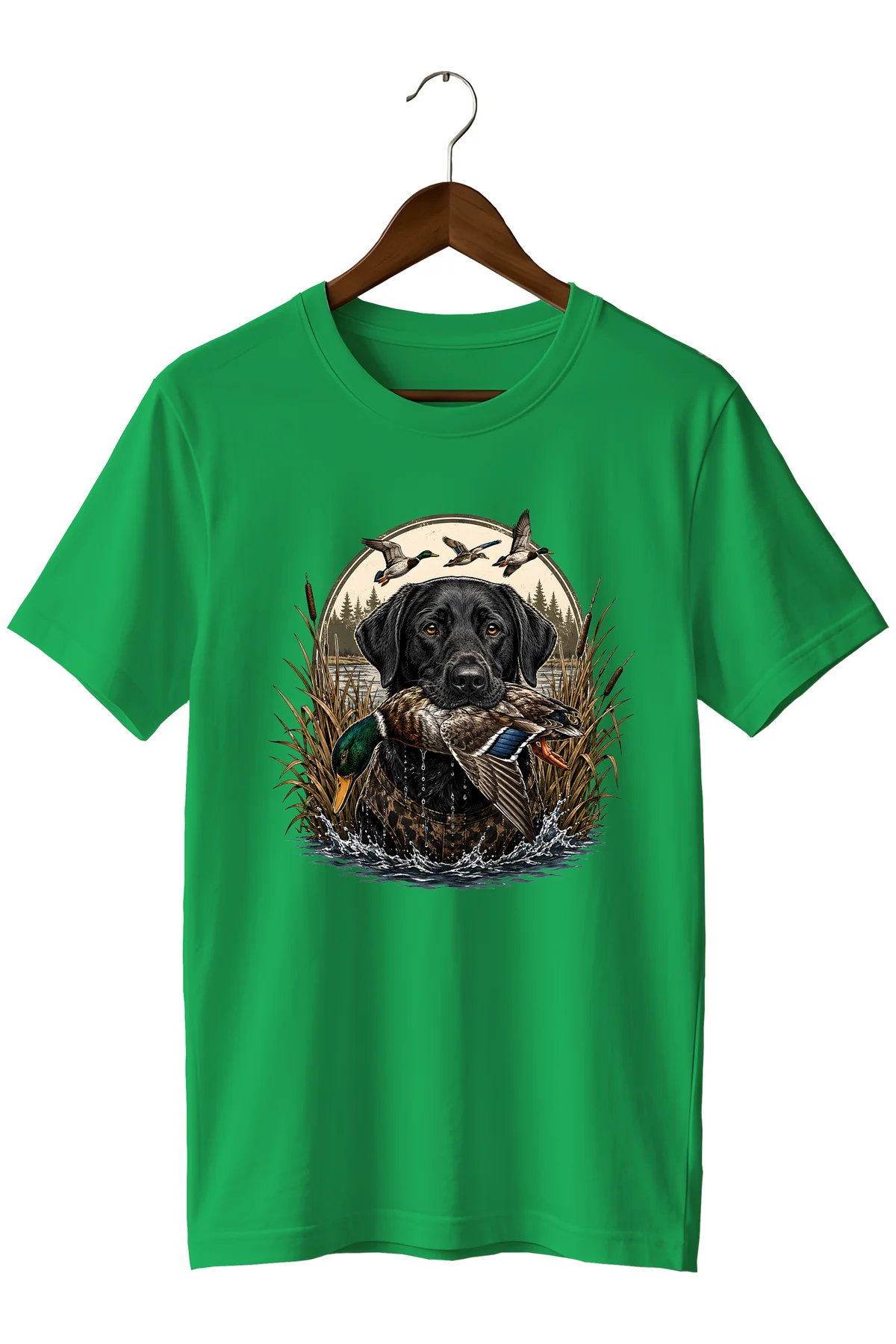 Erkek Labrador Ördek Avı Baskılı T-Shirt – Av Köpeği ve Outdoor Temalı Kısa Kollu Bisiklet Yaka
