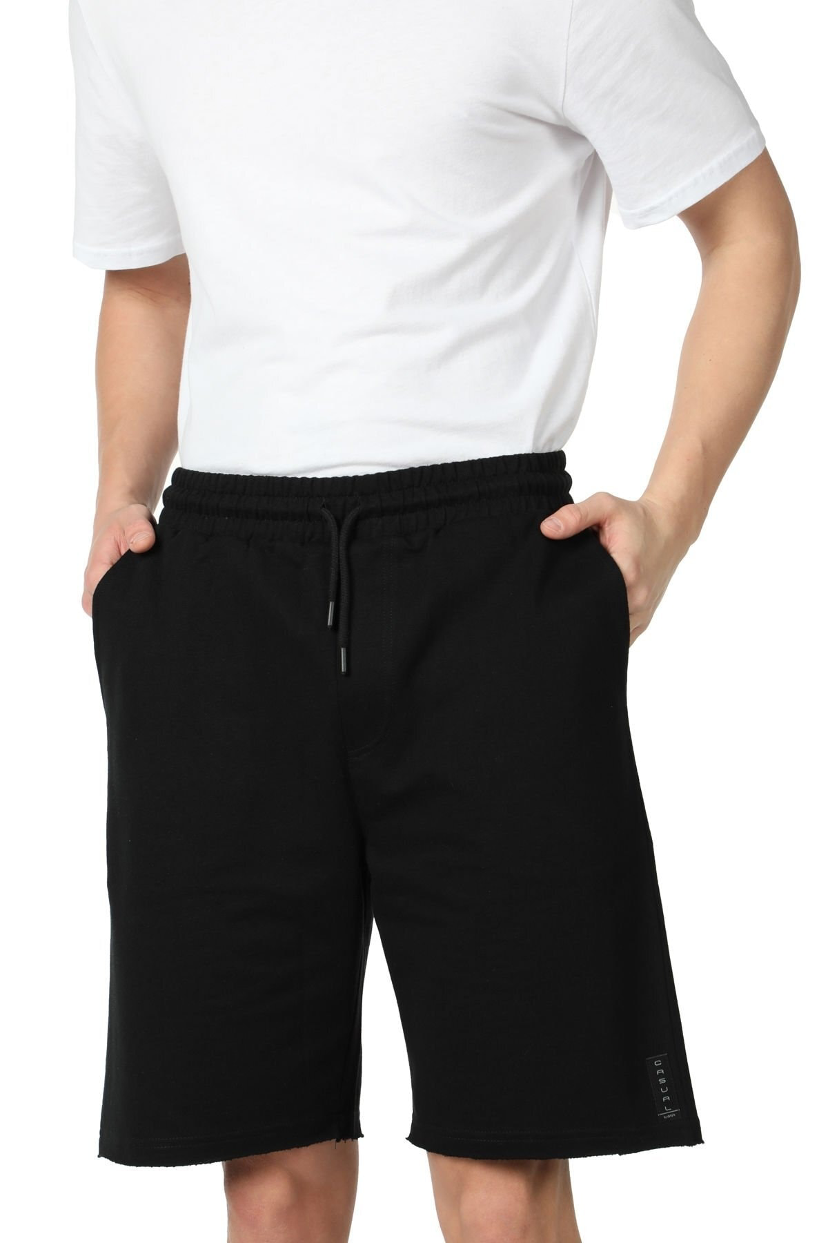 Defys Erkek Paça Detayli Şort Siyah