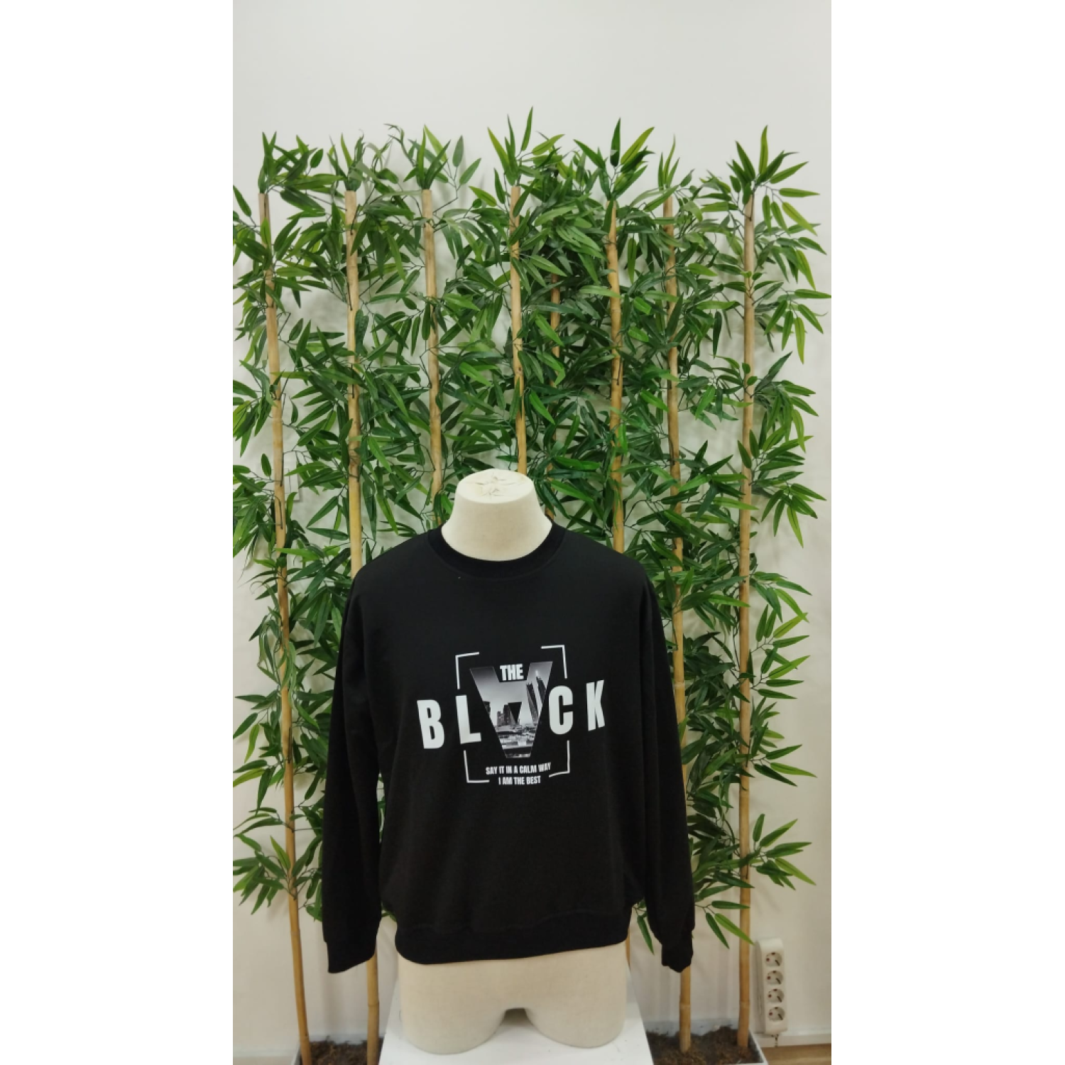 Erkek Uzun Kollu Bisiklet Yaka Black Logolu Iki Iplik Bluz Erkek Uzun Kollu Bisiklet Yaka Black Logolu Iki Iplik Bluz