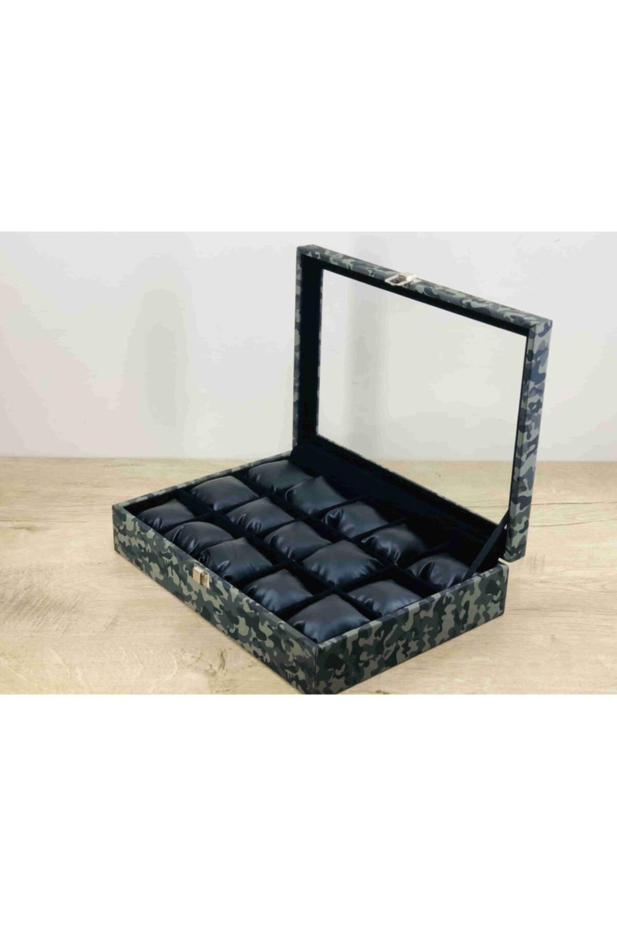 Erkekler İçin Özel Kamuflaj Renk Cam Kapaklı Siyah Yastıklı Kol S