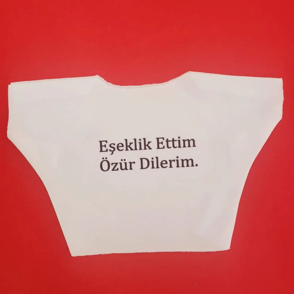 Eşeklik Ettim Yazılı Peluş Oyuncak Tişörtü Rahat ve Eğlenceli