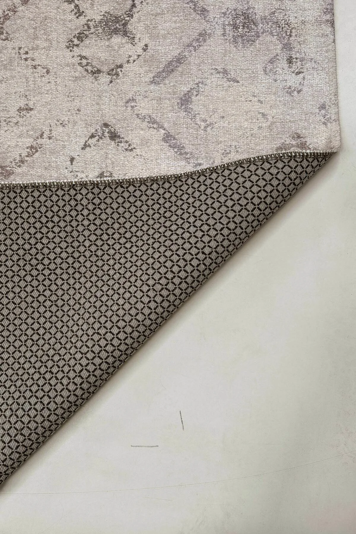 Eskitme Bej Gri Şönil Halı Kilim Yolluk Kaymaz Yıkanabilir Oturma