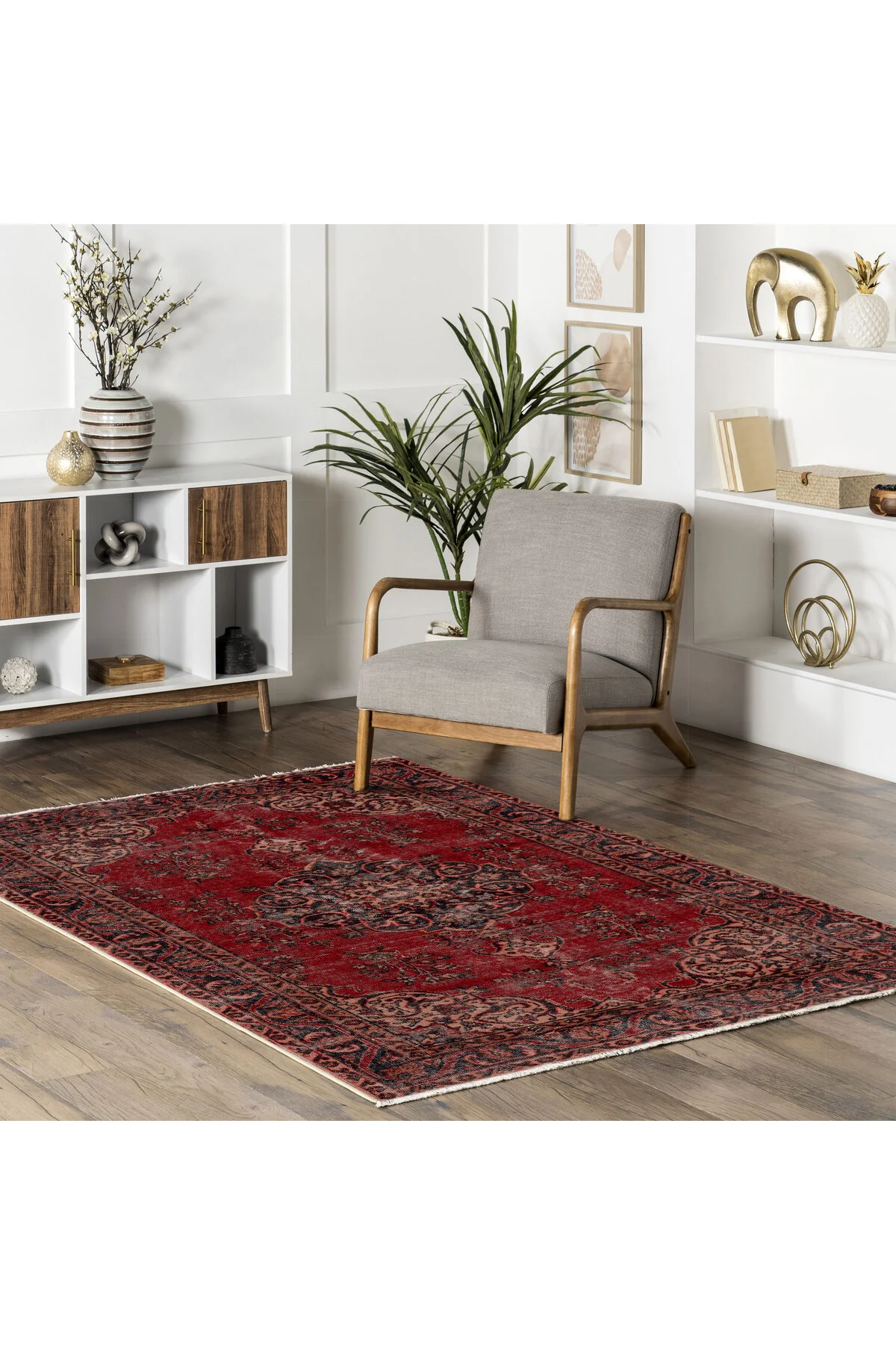 Eskitme Bordo Isparta Modeli Şönil Halı Kilim Yolluk Tasarım Çift Taraflı Makinada Yıkanabilir Eskitme Bordo Isparta Modeli Şönil Halı Kilim Yolluk Tasarım Çift Taraflı Makinada Yıkanabilir