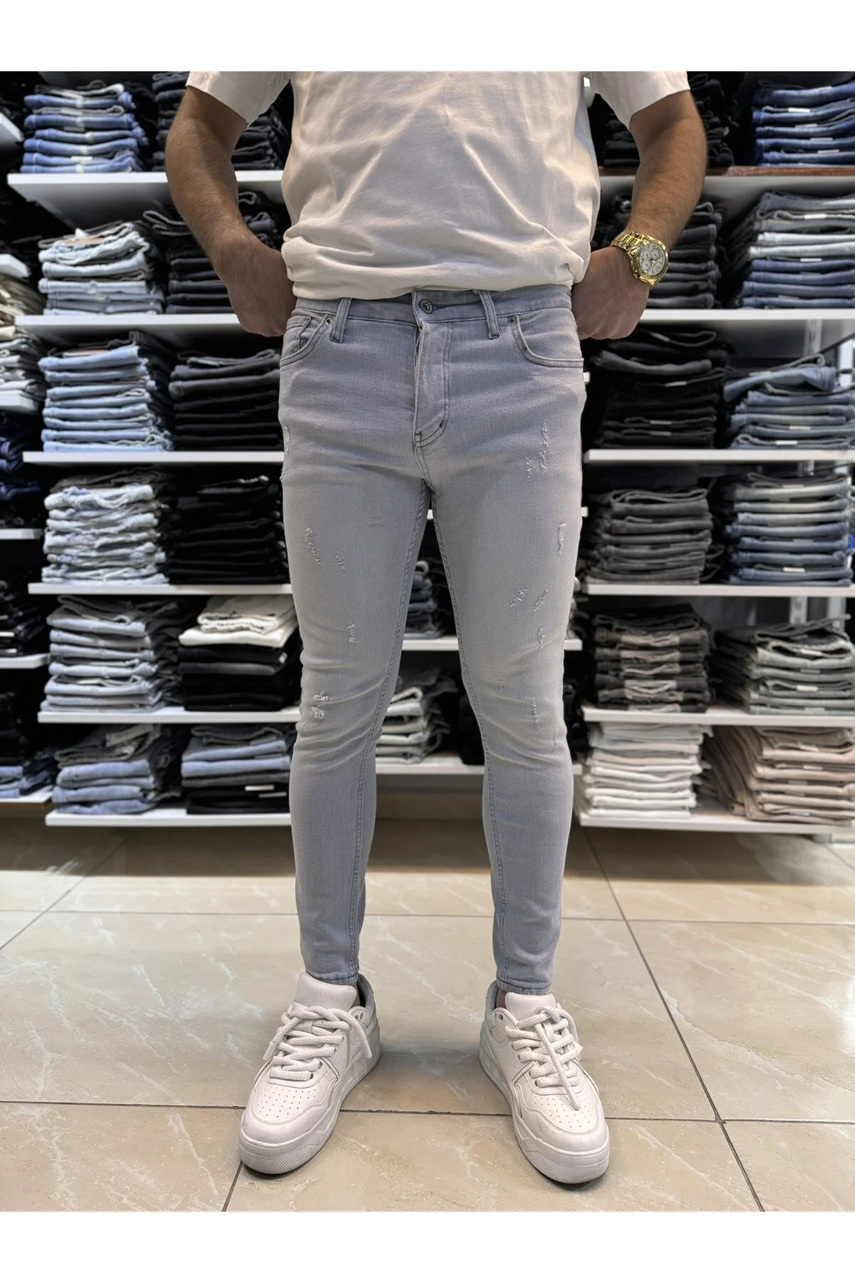 Eskitme Detay Gri Skinny Fit Jean Eskitme Detay Gri Skinny Fit Jean