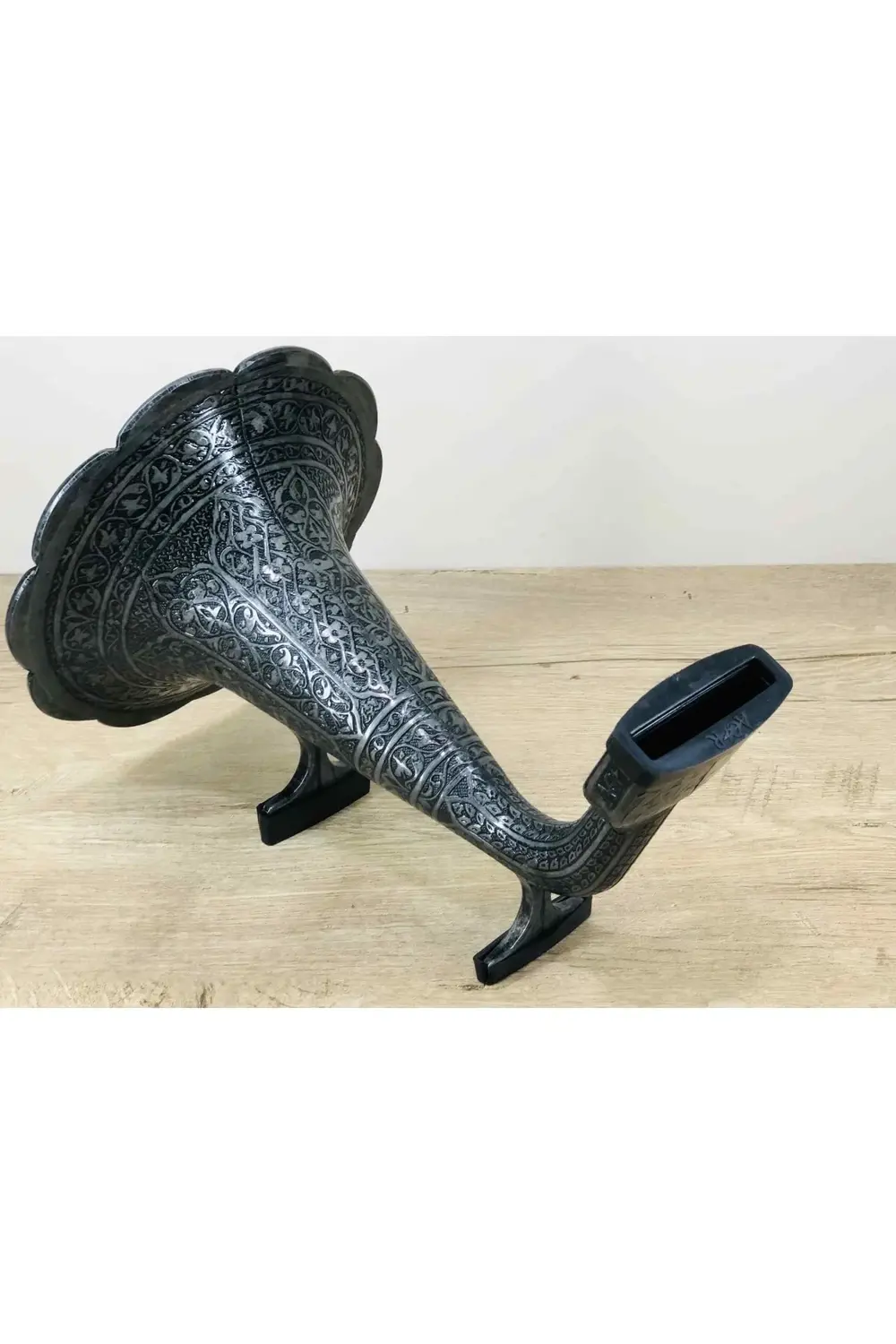 Eskitme Gümüş Renkli Osmanlı Tarzı Süslemeli Cep Telefonunu Gramo