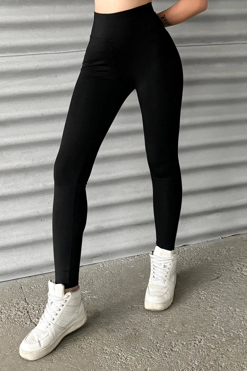 Esnek Yüksek Bel Siyah Uzun Parlak Disco Tayt Esnek Yüksek Bel Siyah Uzun Parlak Disco Tayt