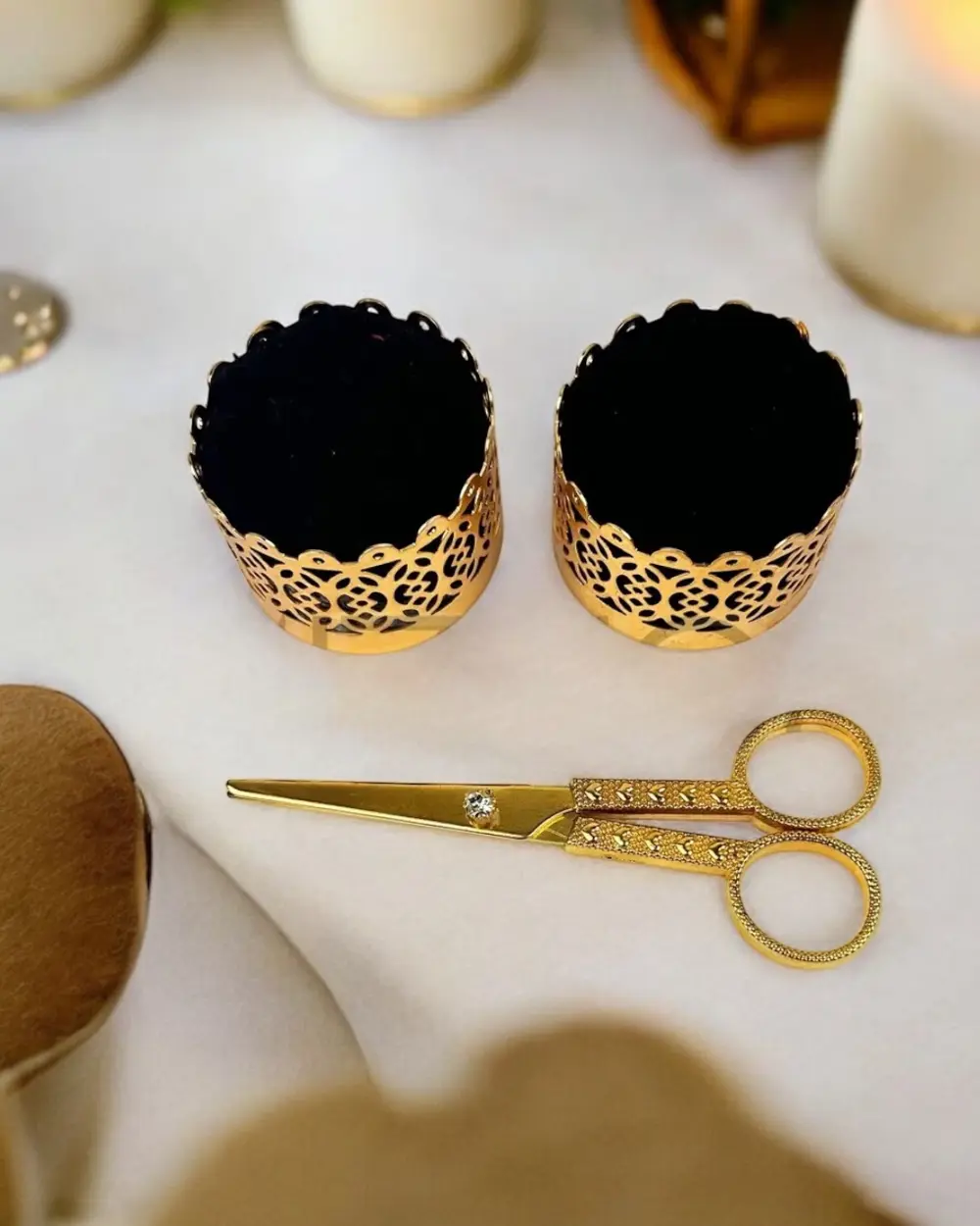 Essenza Gold Kadife Yükselti ve Söz Makası