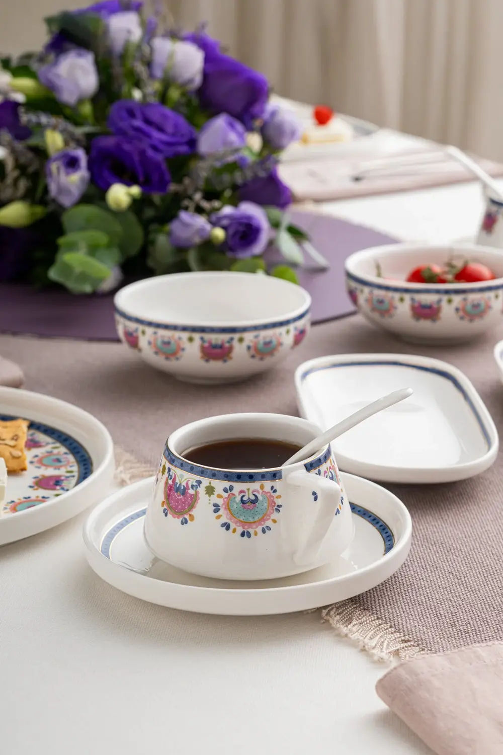 Ethnic Pink Porselen 32 Parça 6 Kişilik Kahvaltı / Servis Takımı