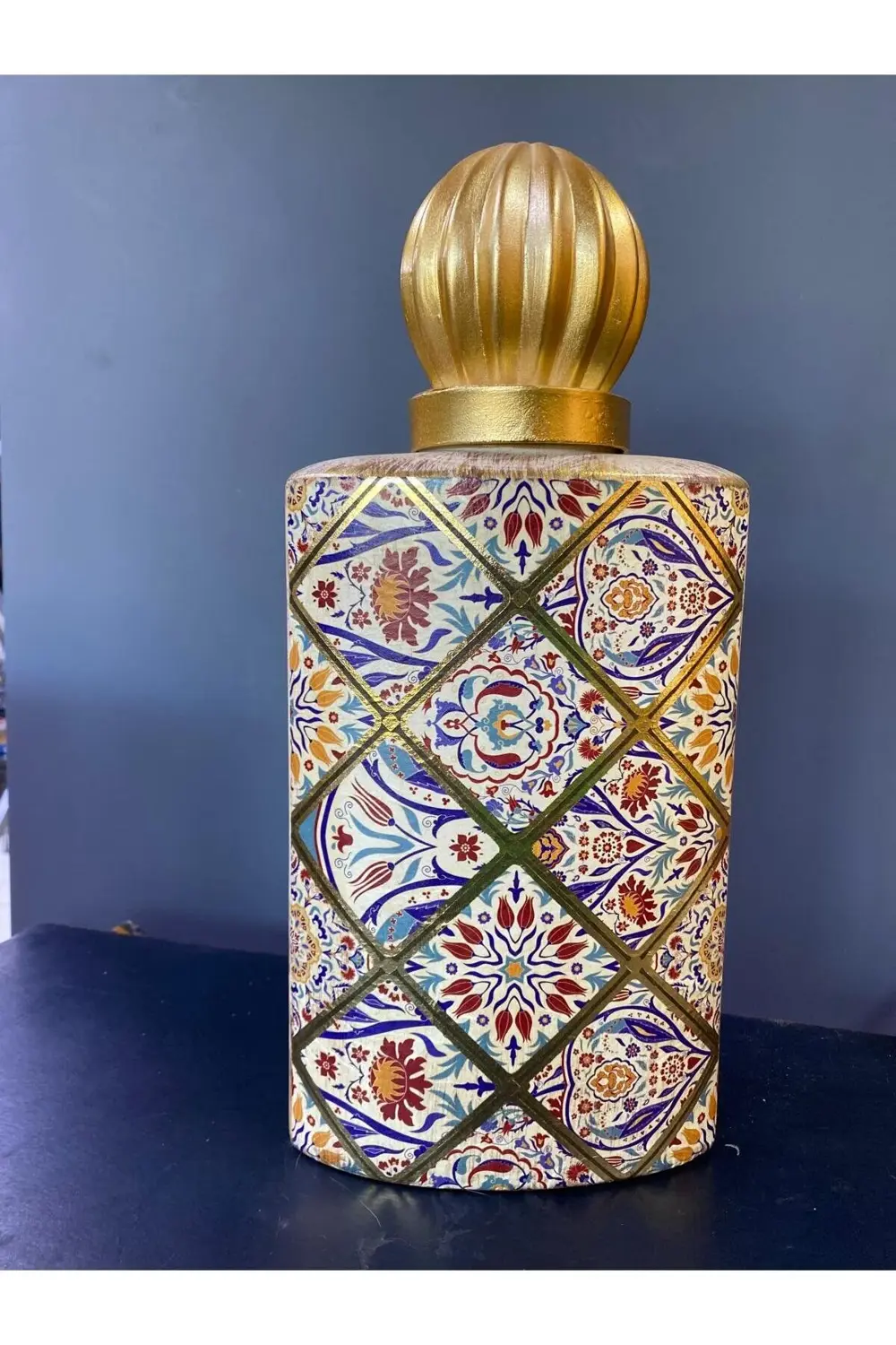 Etnik Desenli Seramik Kapaklı Vazo Sarı