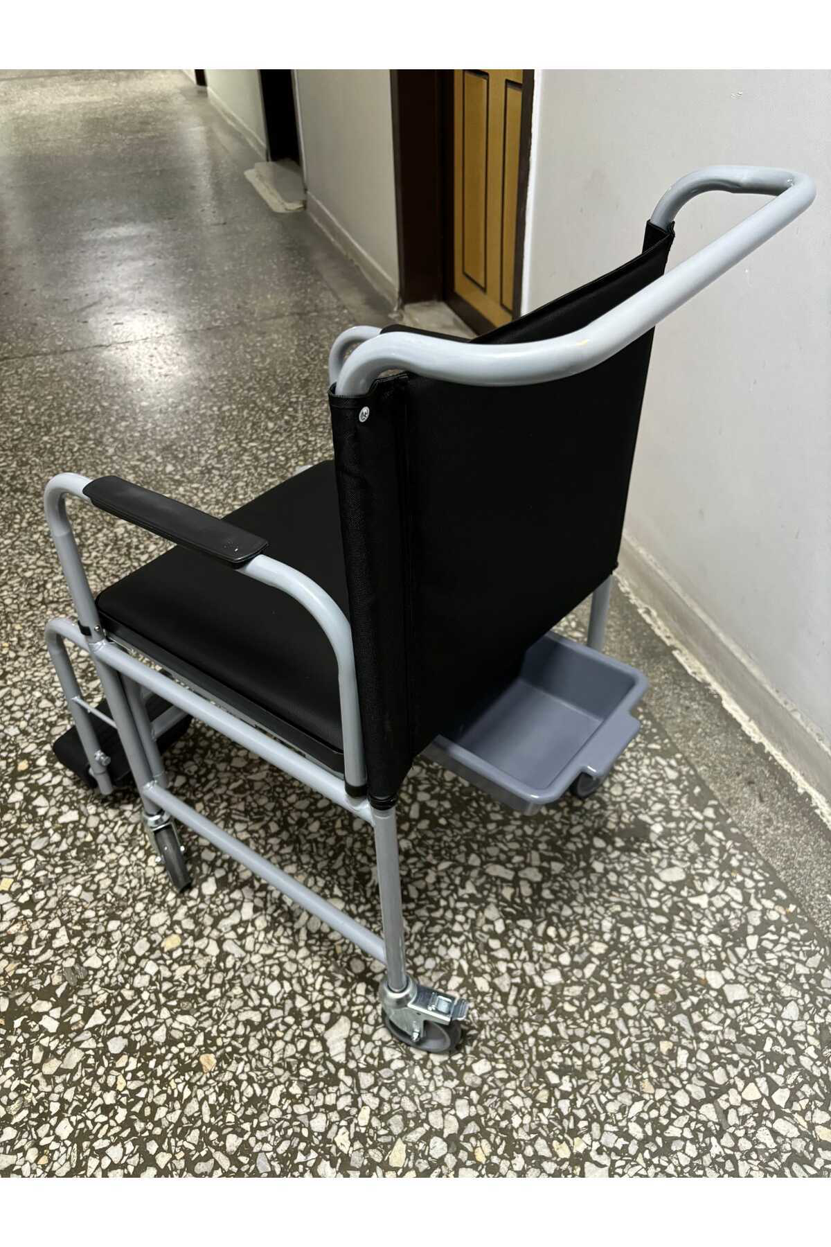 Ev Tipi Katlanabilir Klozetli Tekerlekli Sandalye