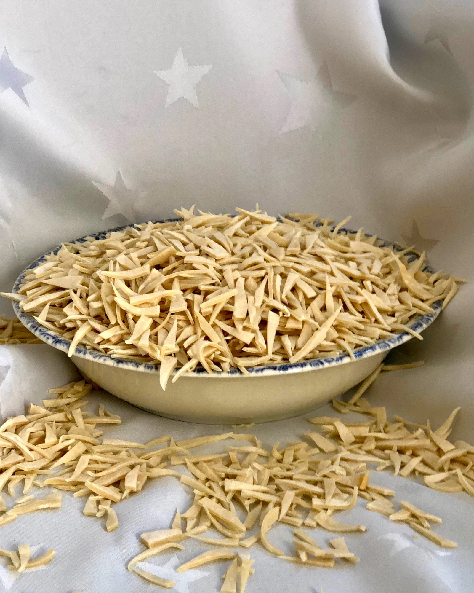 Ev Yapımı Kuşdili Mantı Çorbası (500 gr) Ev Yapımı Kuşdili Mantı Çorbası (500 gr)