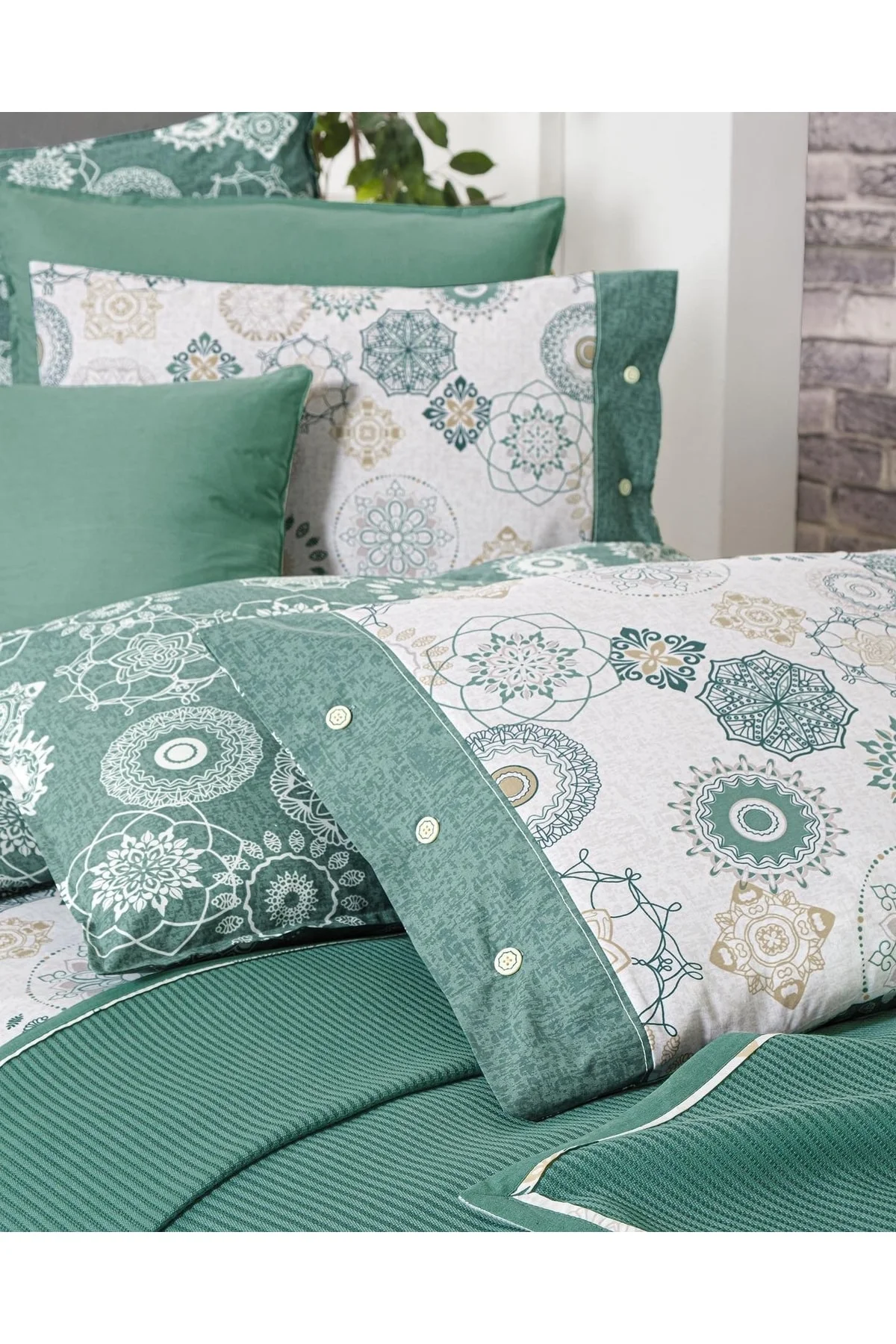 Eva Bronte Çift Kişilik Pike Takımı Nevresim Set V4