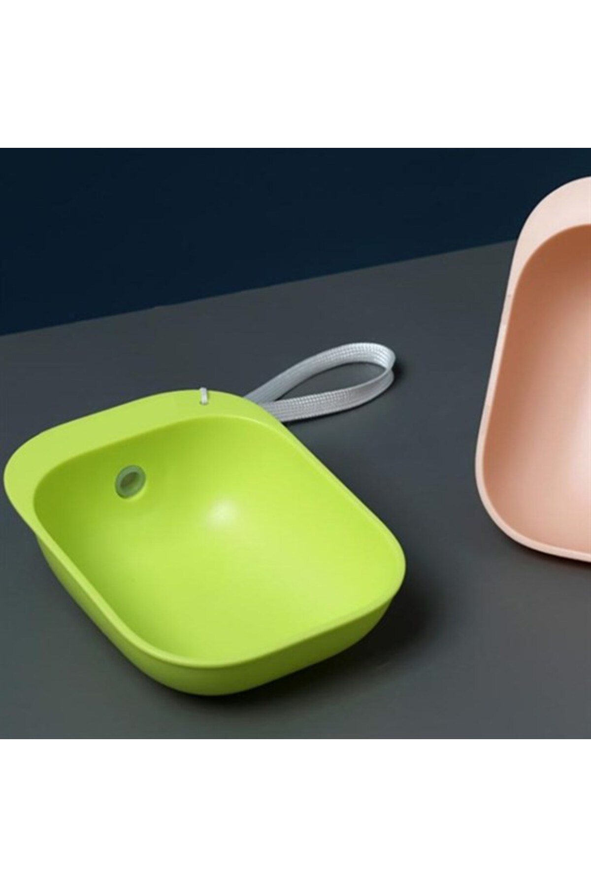 Ok Aksesuar Evcil Hayvan Plastik Yıkanabilir Taşınabilir Su Şişesi Bağlantılı