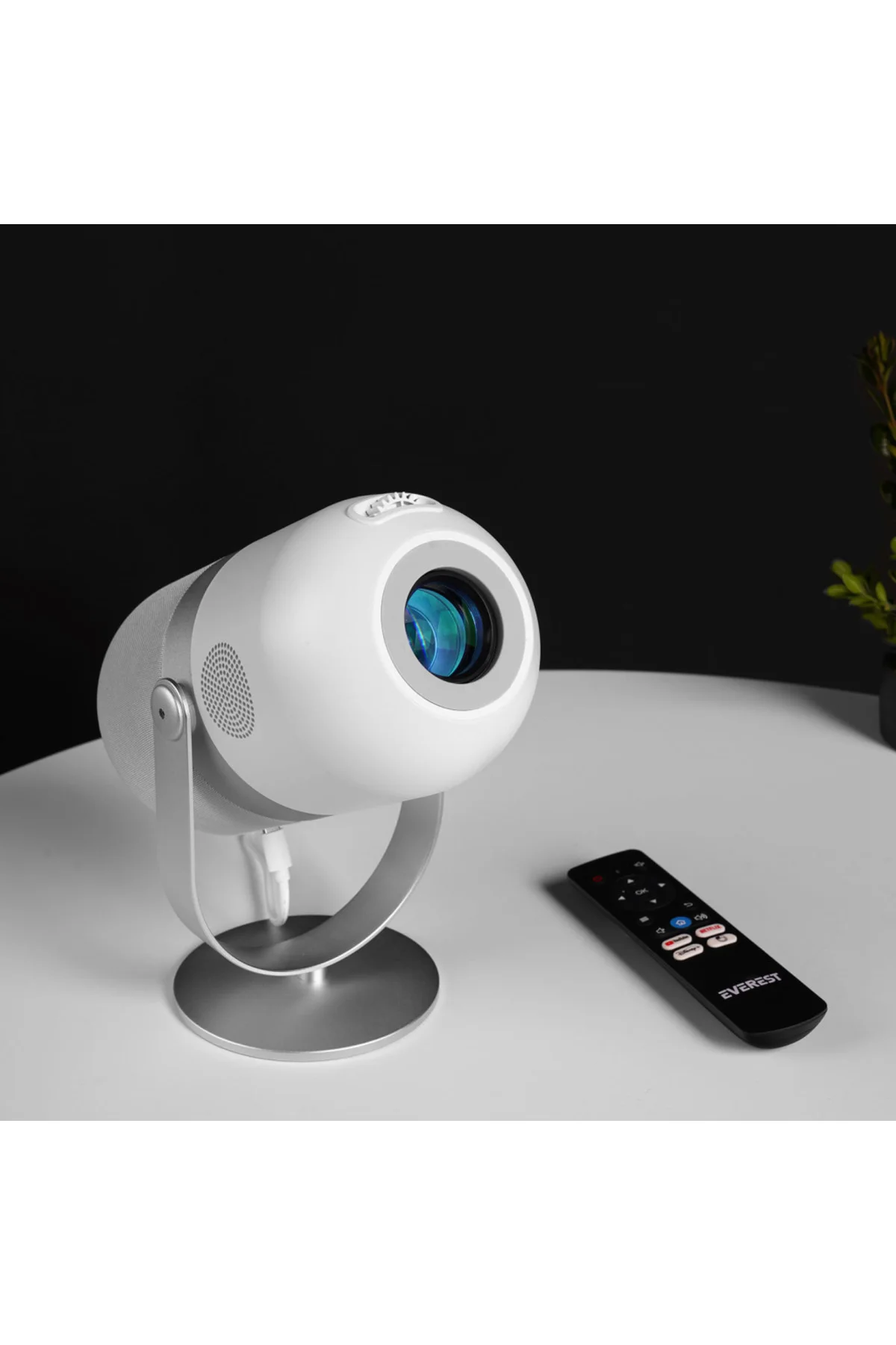 EVEREST PJ09, 150 LED Lümen, 1280X720, 1xType-C, 1xHDMI, 1xUSB, WiFi, Bluetooth, 50.000 Saat Led Ömr