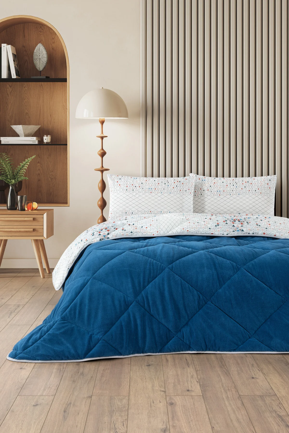 Evoria Battal Boy Lüx Wellsoft Yorgan Çift Taraflı - 2 Adet Yastık Kılıflı Yorgan Seti 215x235 cm