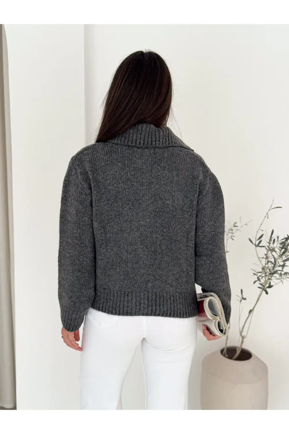 Extra Soft Yaka Detaylı Triko Hırka