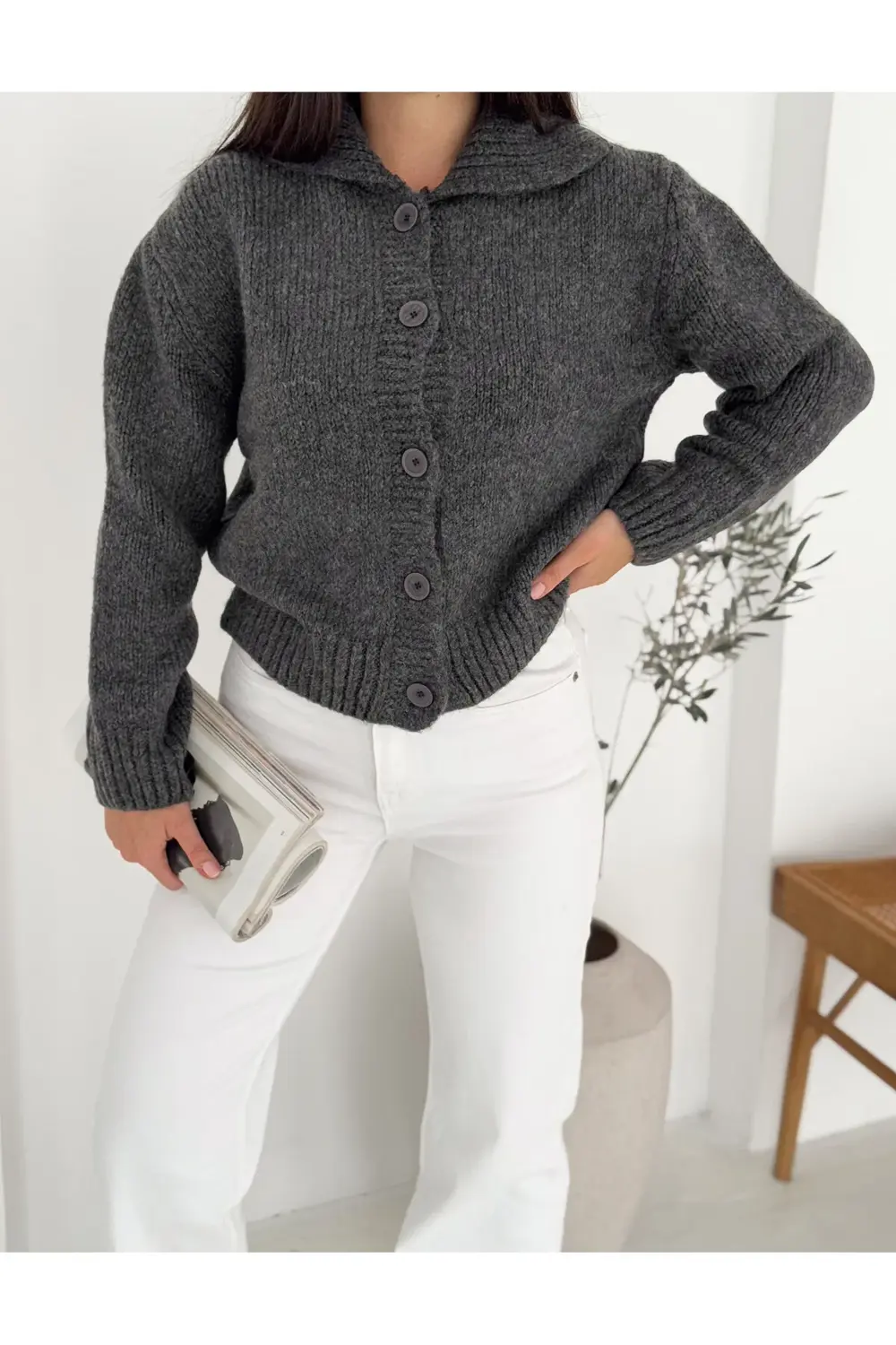 Extra Soft Yaka Detaylı Triko Hırka