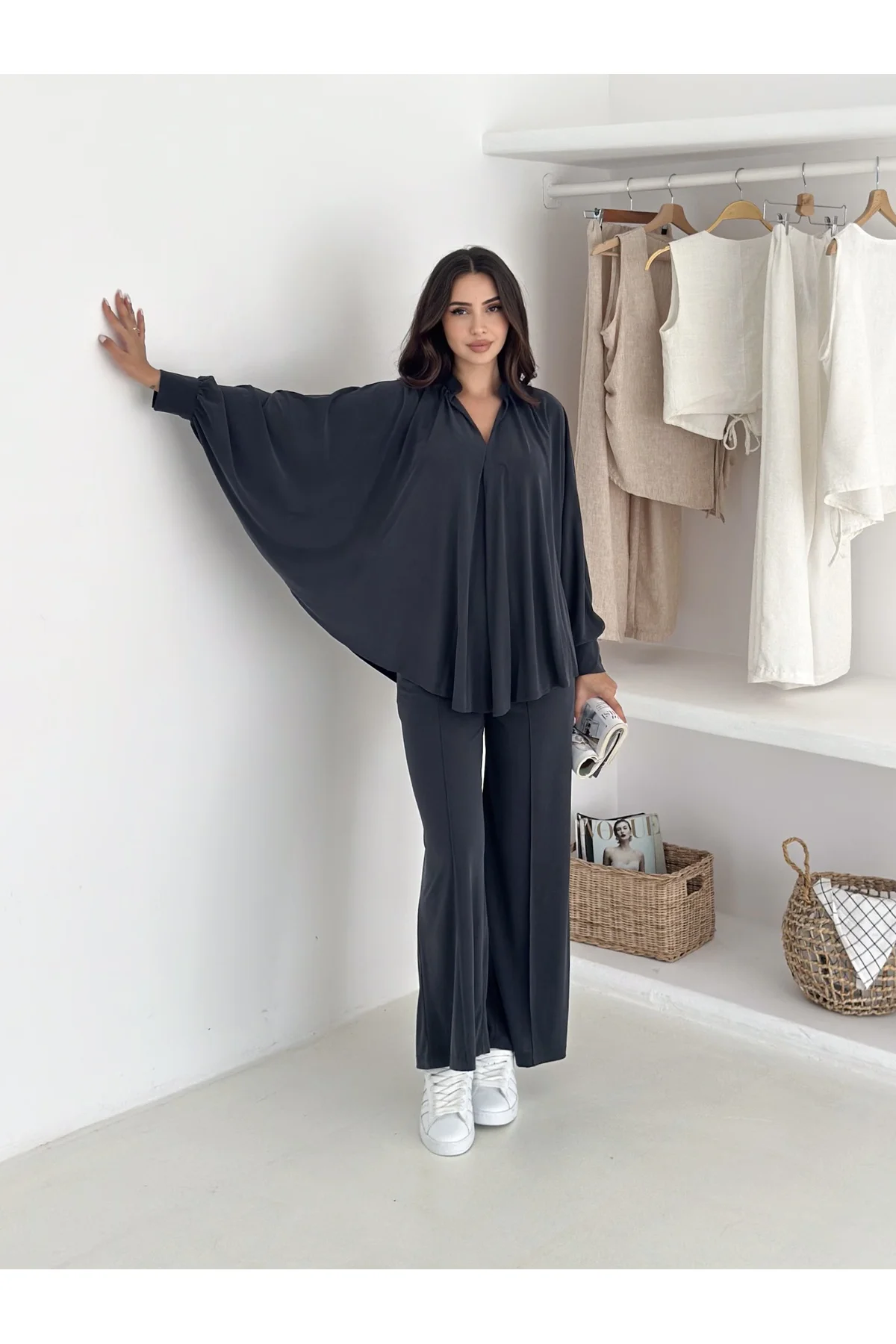 Extra Soft Yumuşak Dokulu Monokrom Dökümlü Kesim İkili Takım