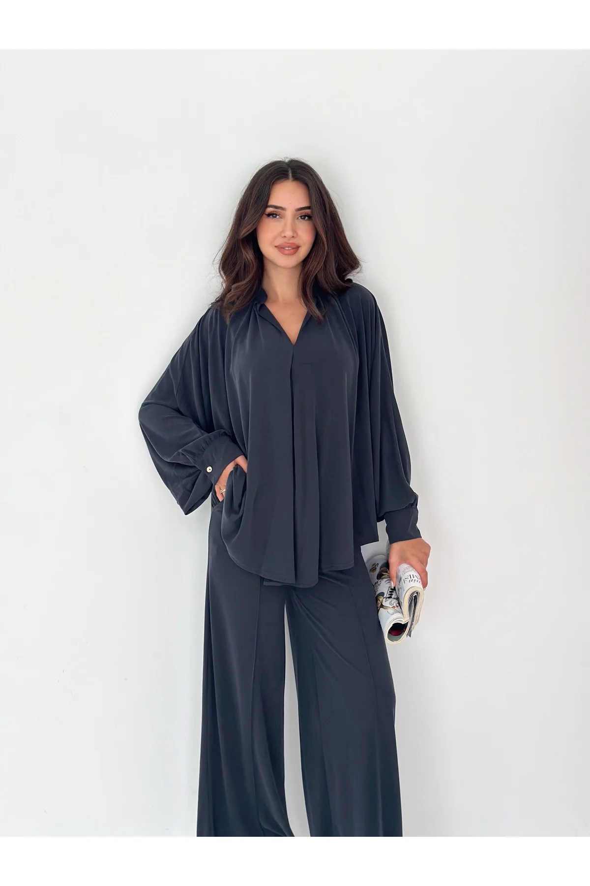 Extra Soft Yumuşak Dokulu Monokrom Dökümlü Kesim İkili Takım