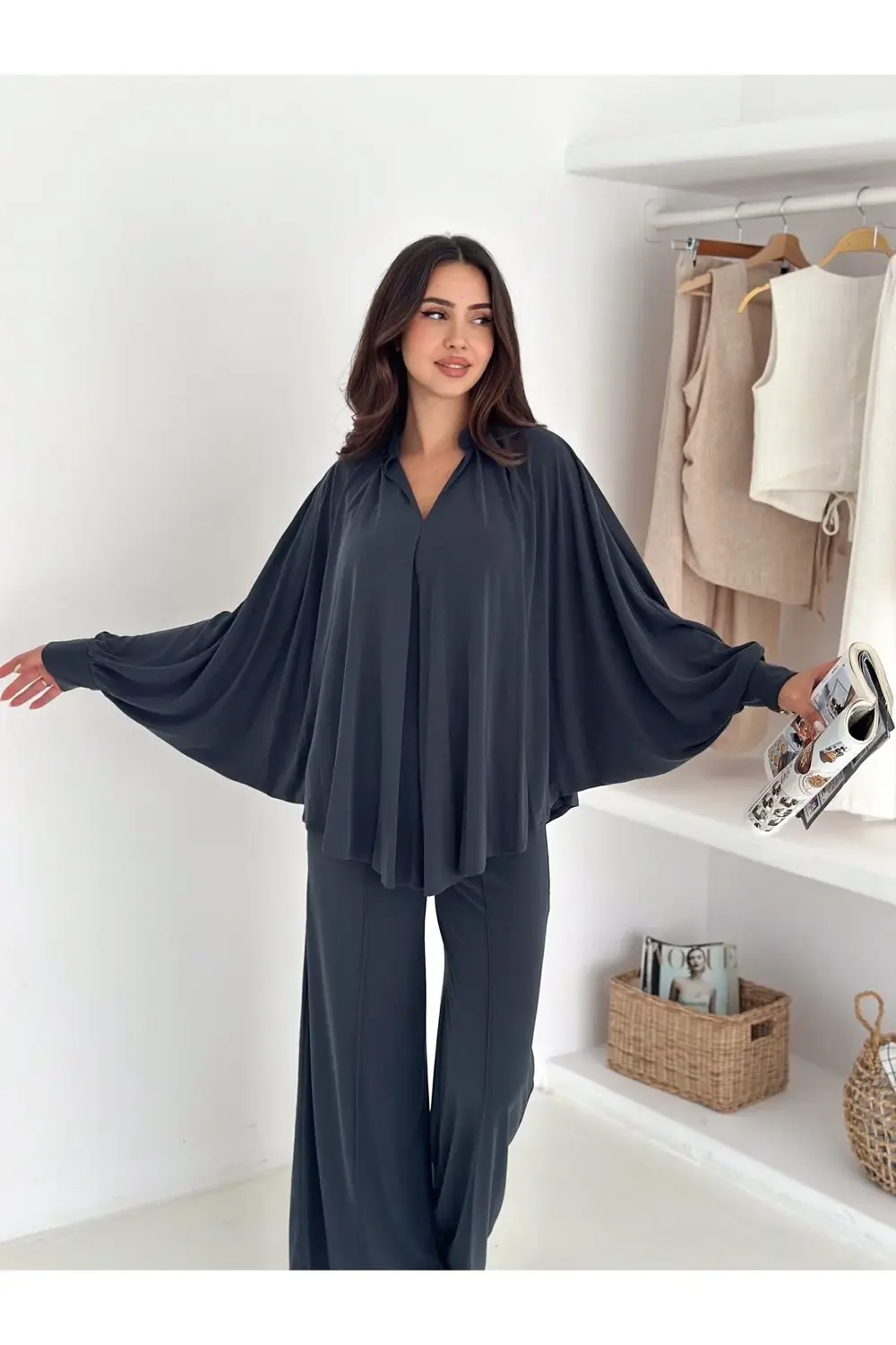 Extra Soft Yumuşak Dokulu Monokrom Dökümlü Kesim İkili Takım