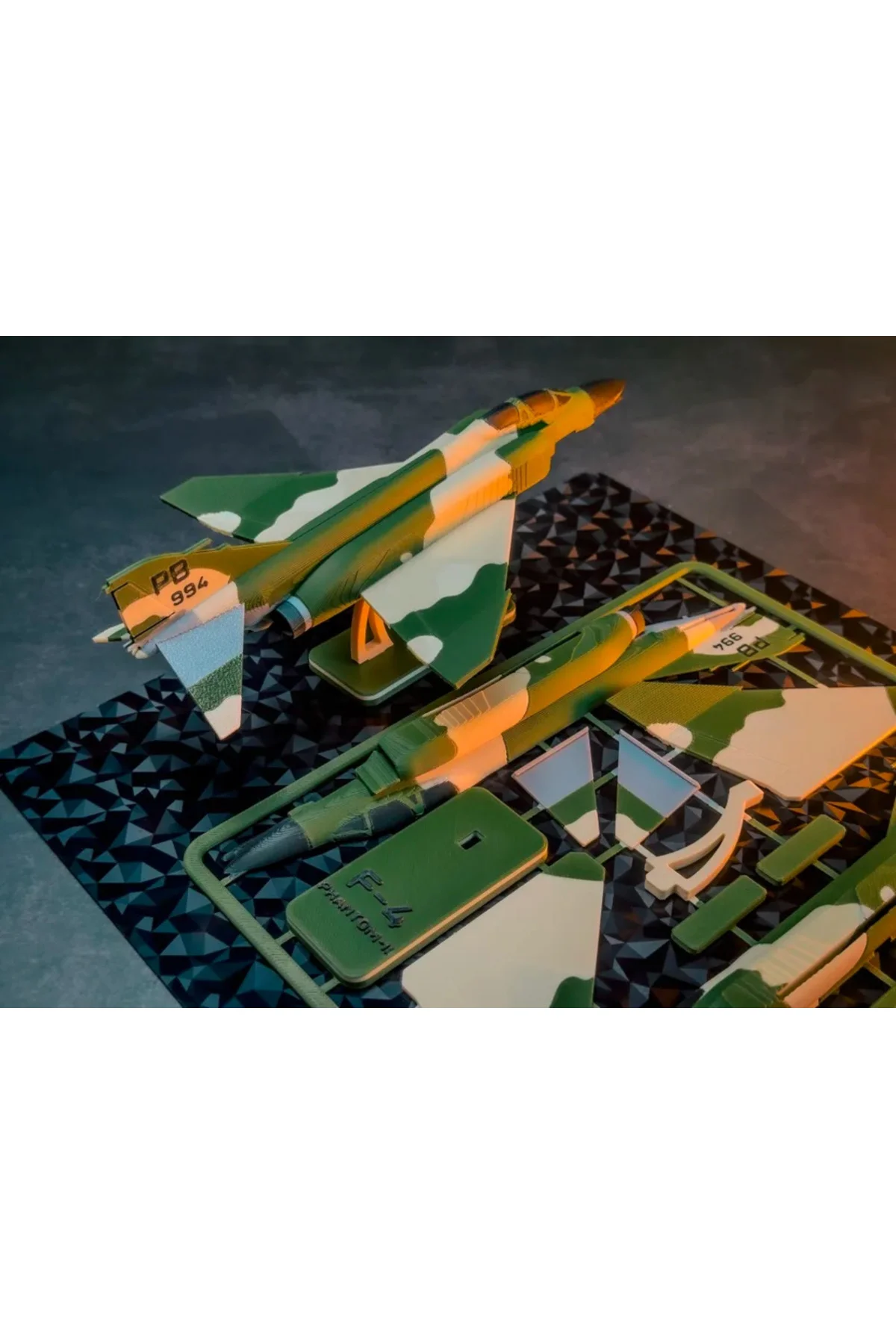 f-4 uçak Kit Kart Yapboz f-4 uçak Kit Kart Yapboz - Görsel 2