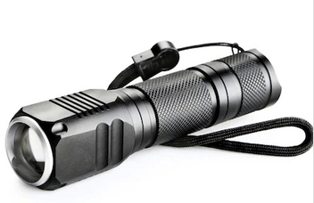 Just Cheap Store F-82 T6 Led Zoomlu 2000 Lm Yüksek İşik Şarjli El Feneri