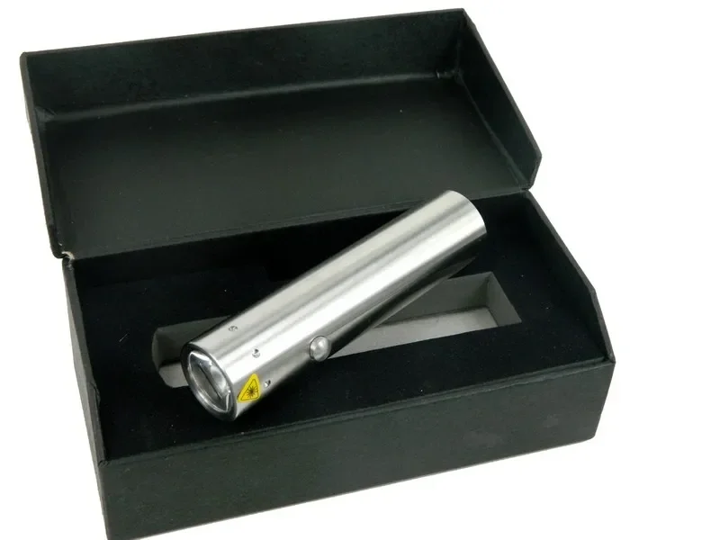 F BK30 Paslanmaz Metal El Feneri - Pilli, Kutulu, Sellektörlü F BK30 Paslanmaz Metal El Feneri - Pilli, Kutulu, Sellektörlü