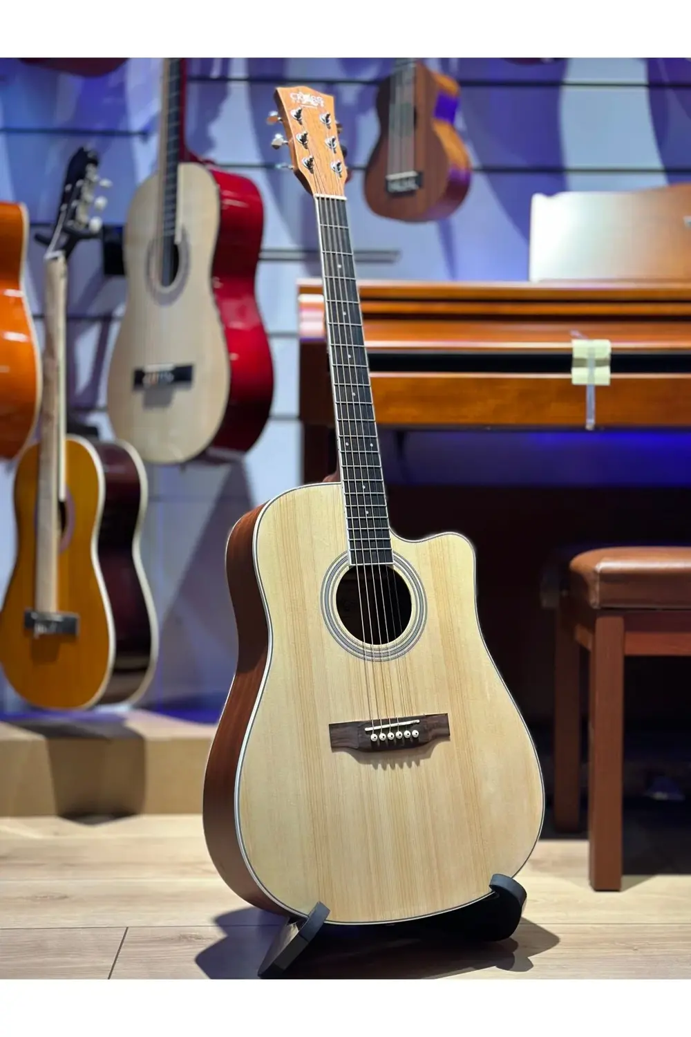 F310nt Kesik Kasa Akustik Gitar 4/4 Yetişkin Boy (KILIF PENA AKOR