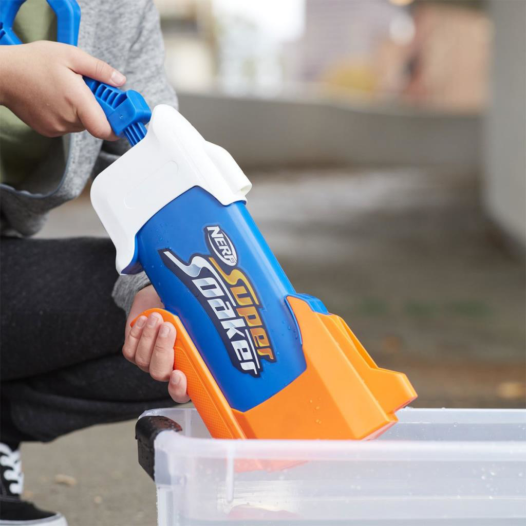F3890 Nerf Super Soaker Rainstorm +6 yaş F3890 Nerf Super Soaker Rainstorm +6 yaş