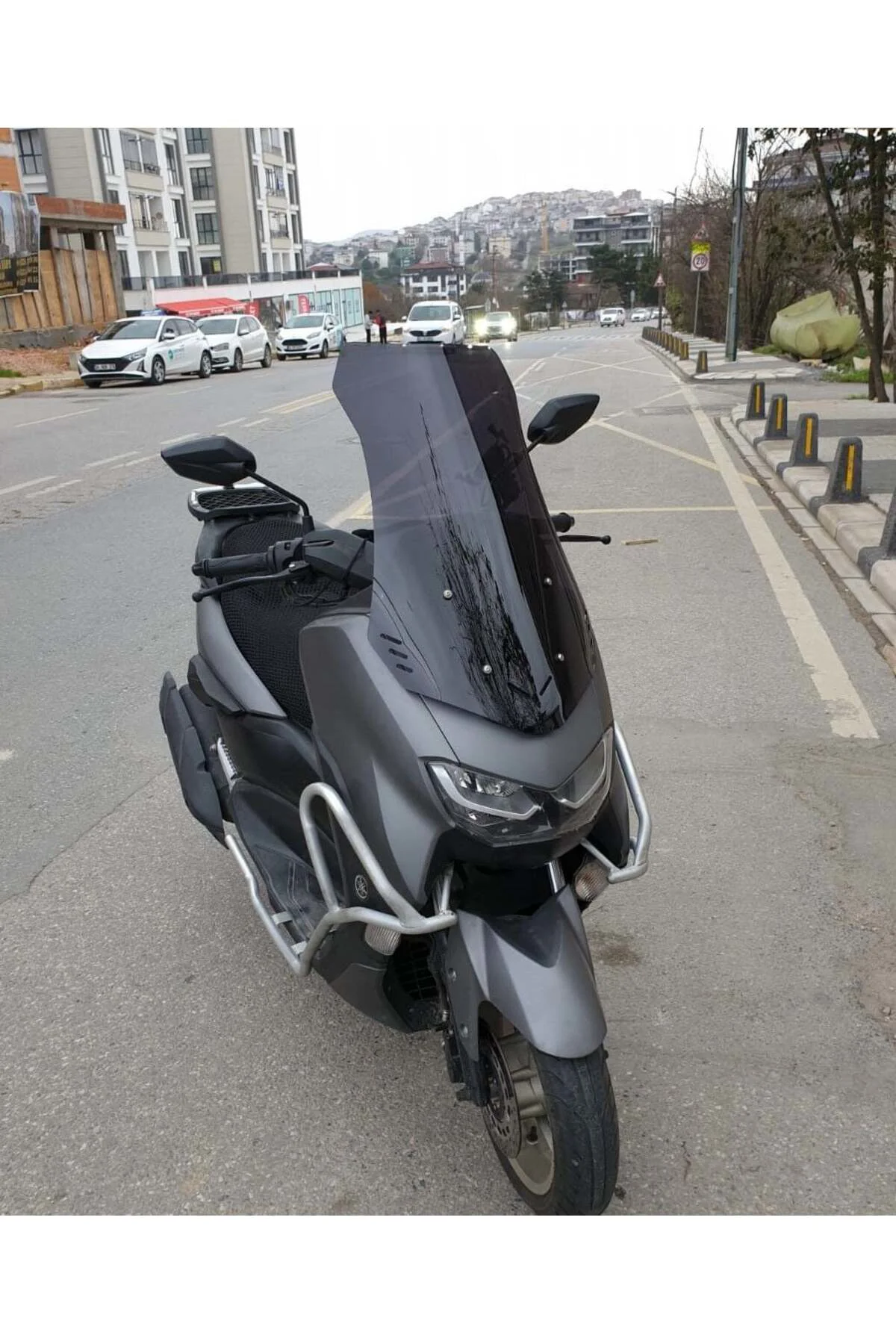 Falcon Cmax 155 Ön Cam 2023-2026 Model 65cm Siyah Renkli 4mm ORTA