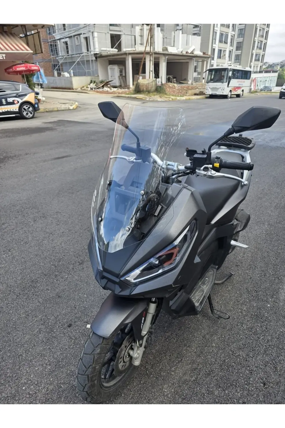 Falcon Trex 188 Ön Cam 2022-2025 Model 55cm Şeffaf Renkli 4mm KIS