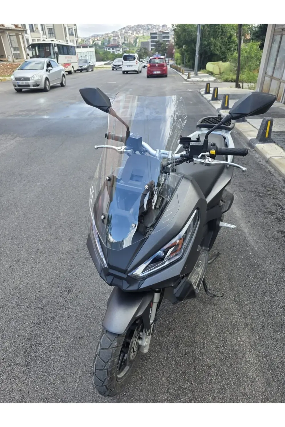 Falcon Trex 188 Ön Cam 2022-2025 Model 55cm Şeffaf Renkli 4mm KIS