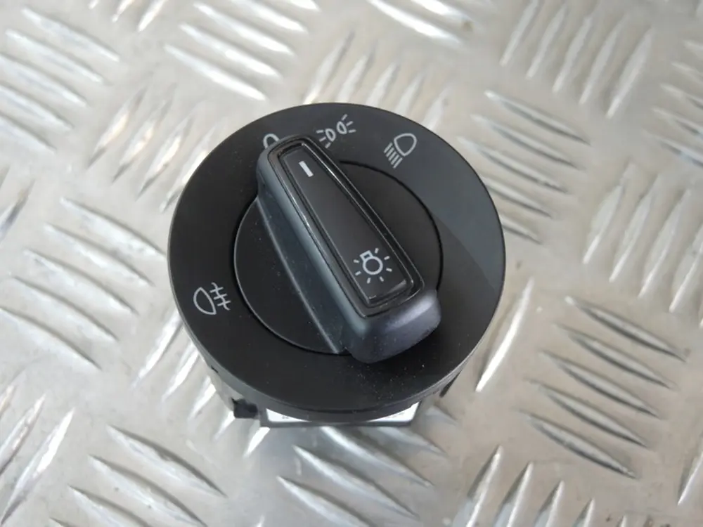 Far Düğmesi (VW - ORJİNAL)(5G0941431AS)