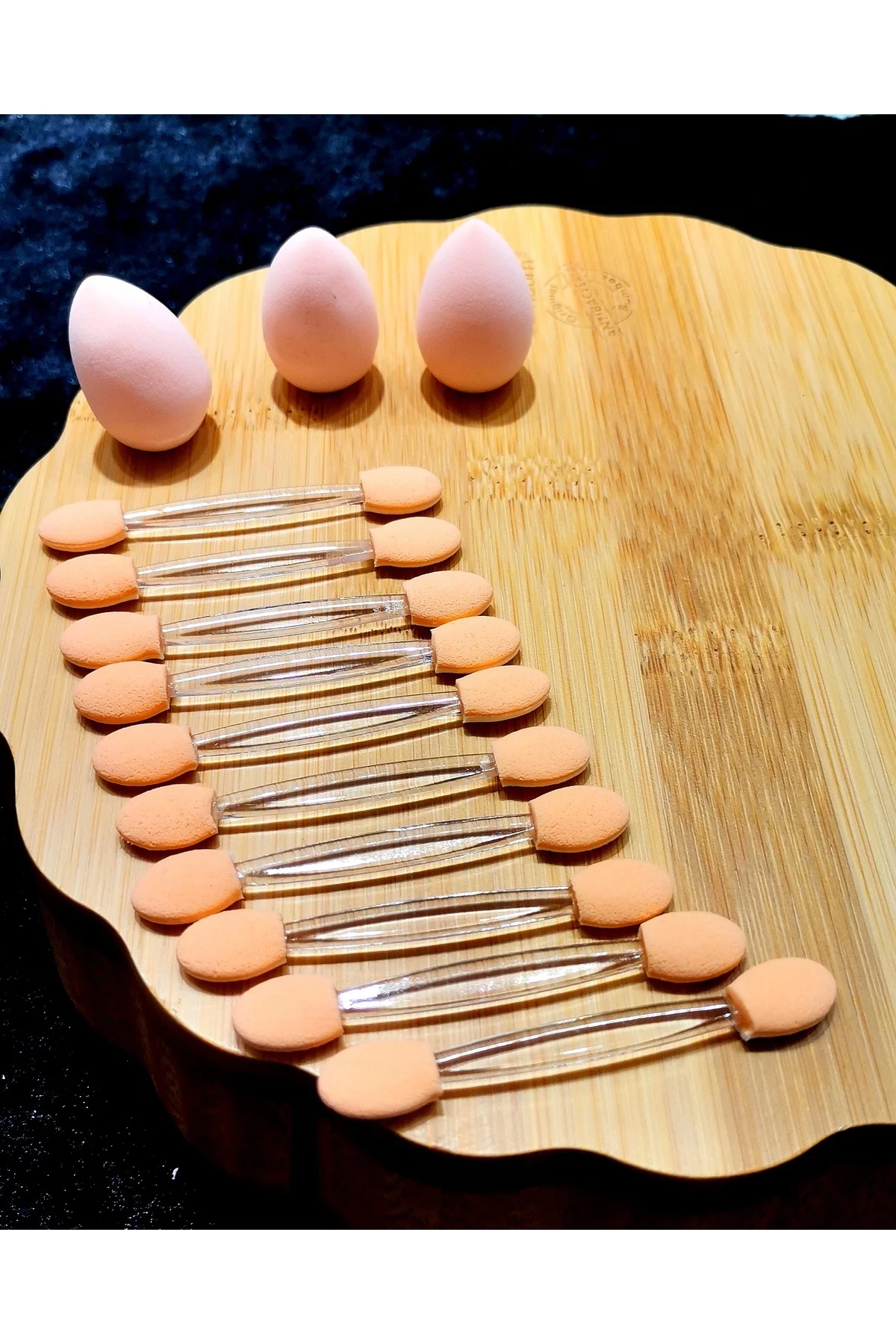 Far Fırçası Ve Minik Makyaj Süngeri